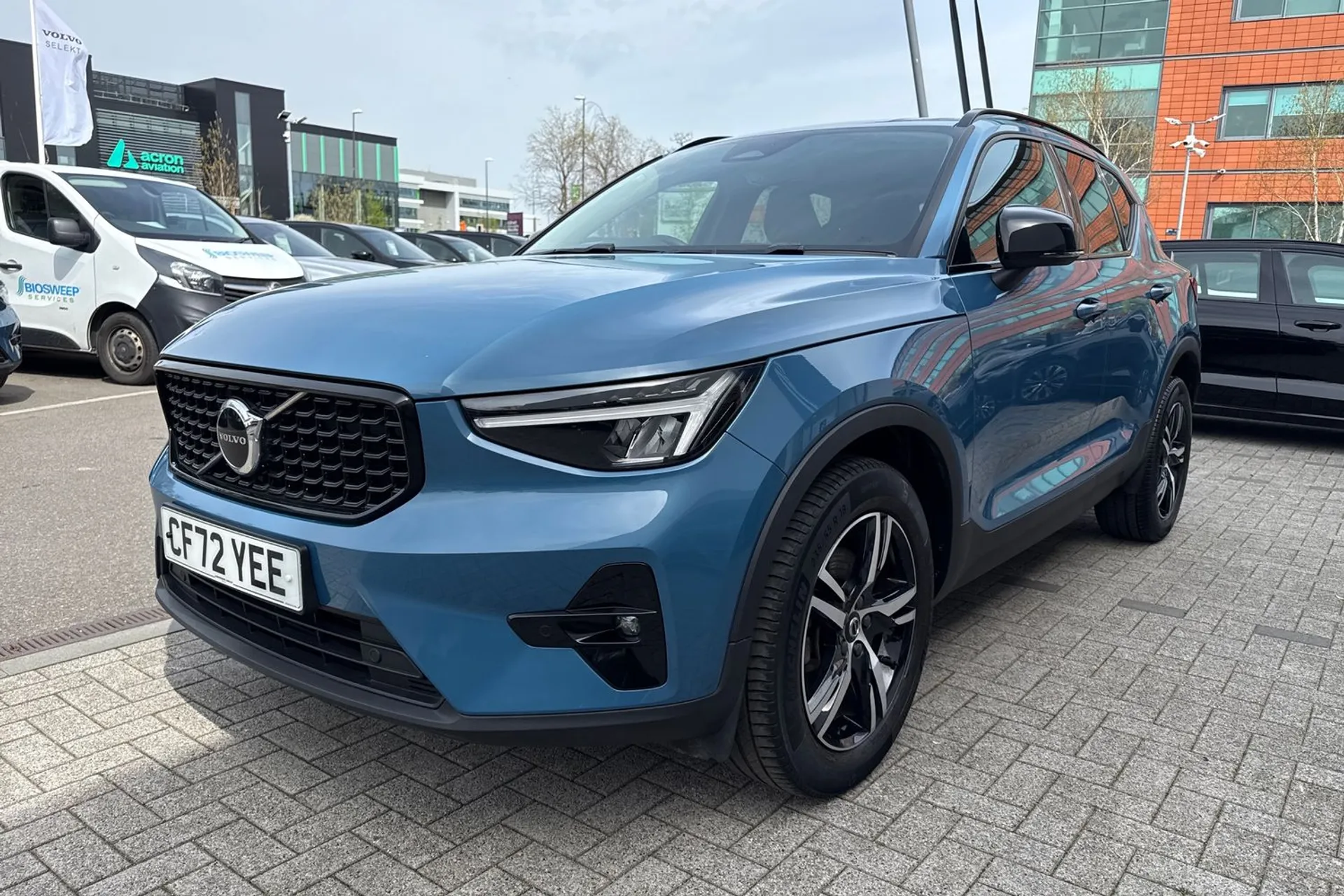 Volvo XC40 thumbnail image number 12