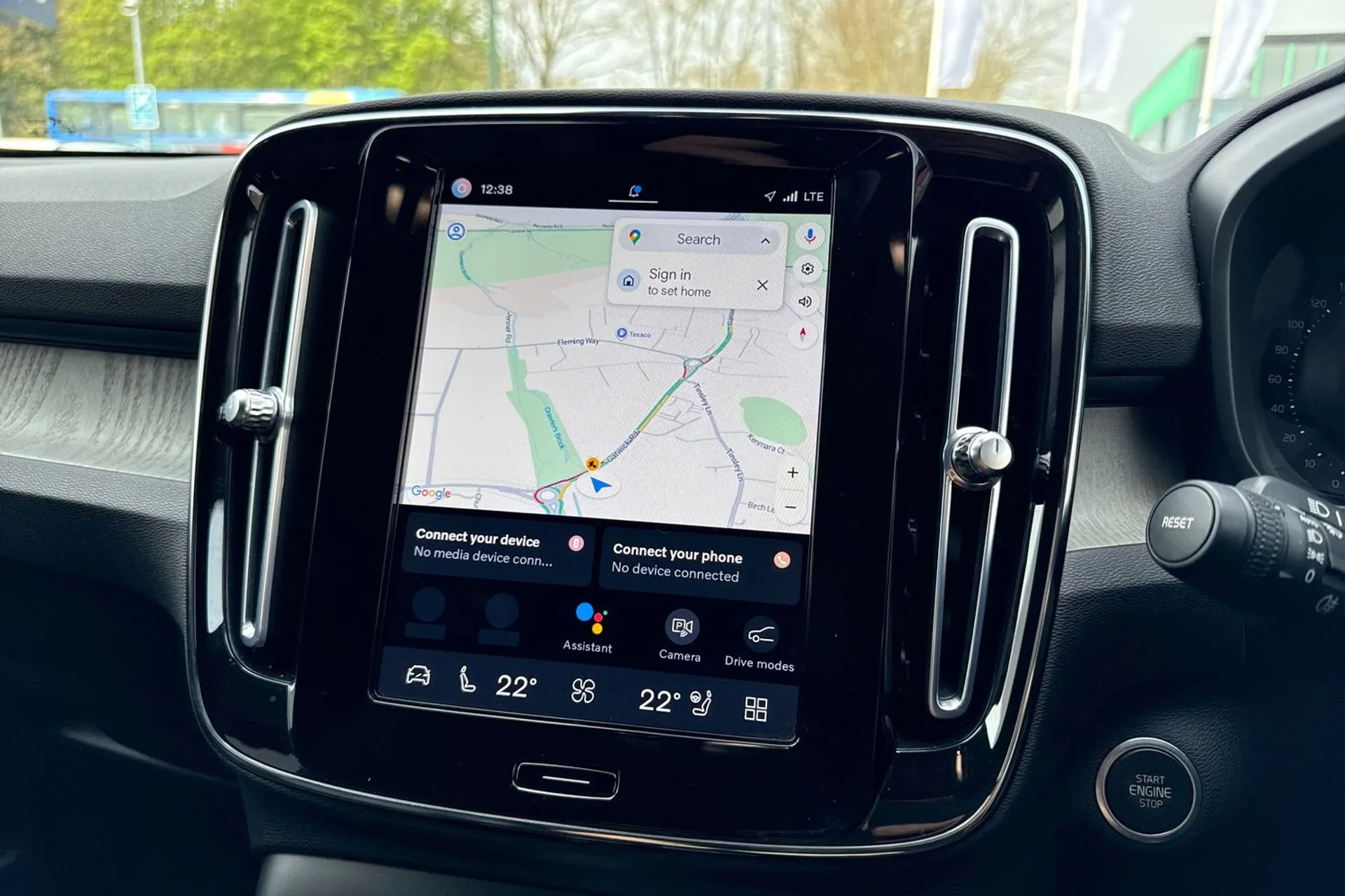 Volvo XC40 thumbnail image number 5