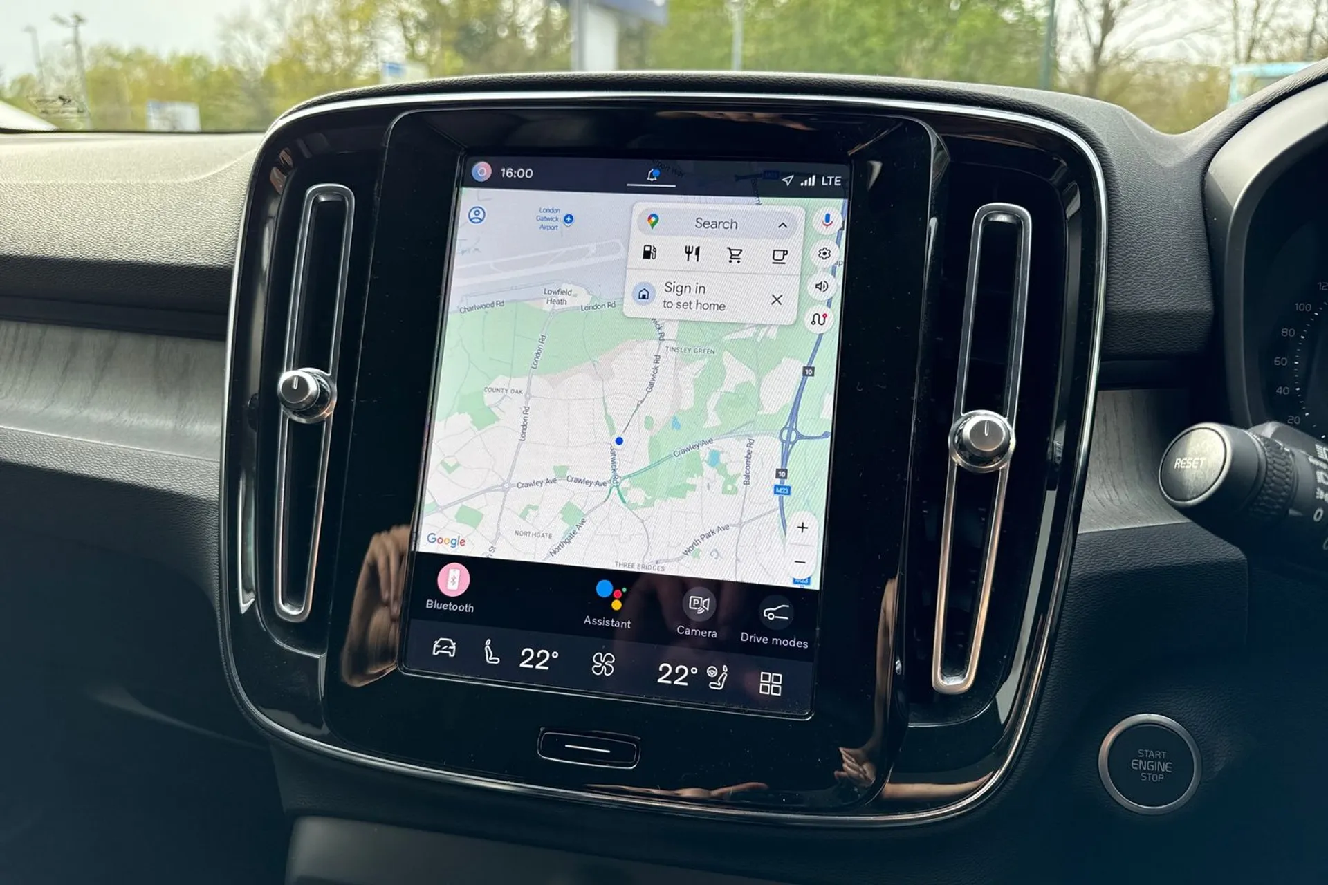 Volvo XC40 thumbnail image number 5