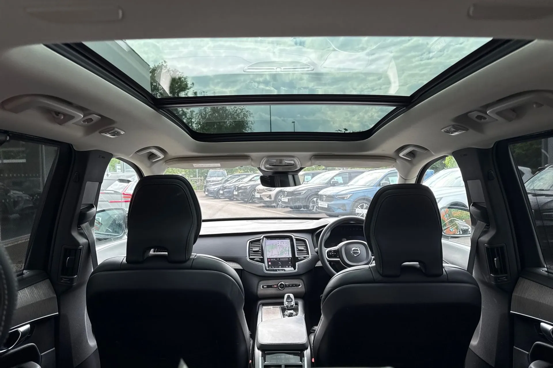 Volvo XC90 thumbnail image number 24