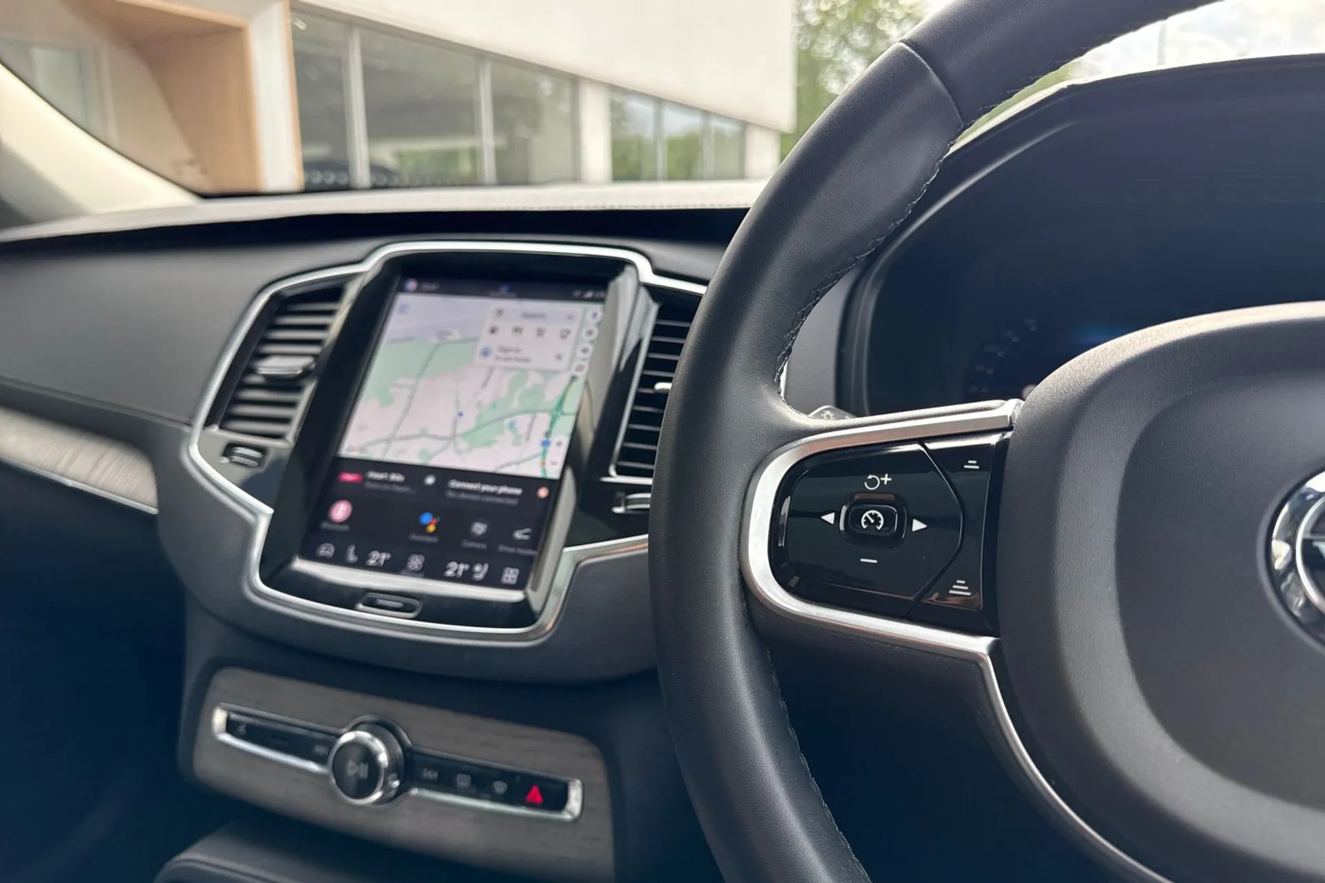 Volvo XC90 thumbnail image number 38