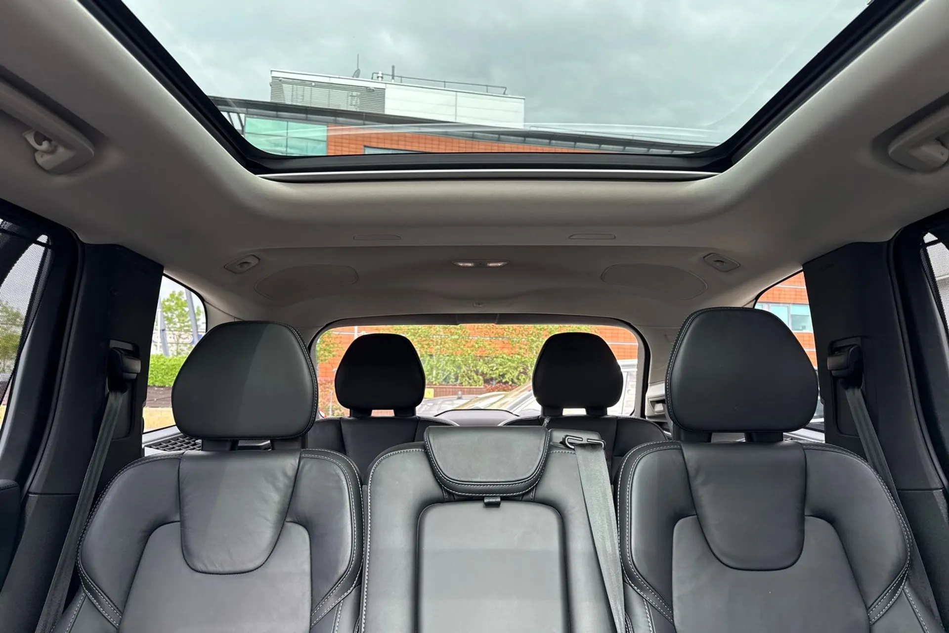Volvo XC90 thumbnail image number 6