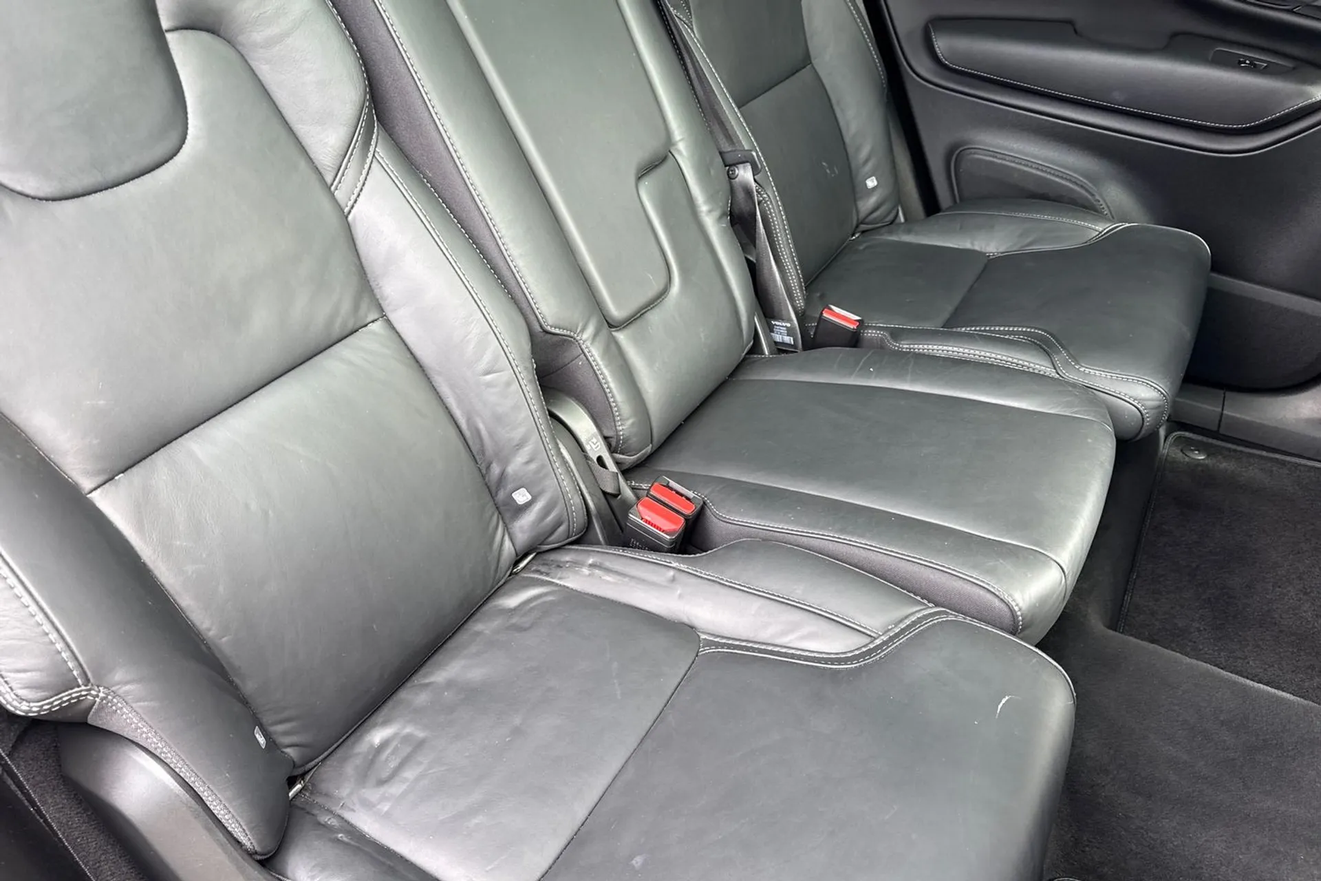 Volvo XC90 thumbnail image number 27
