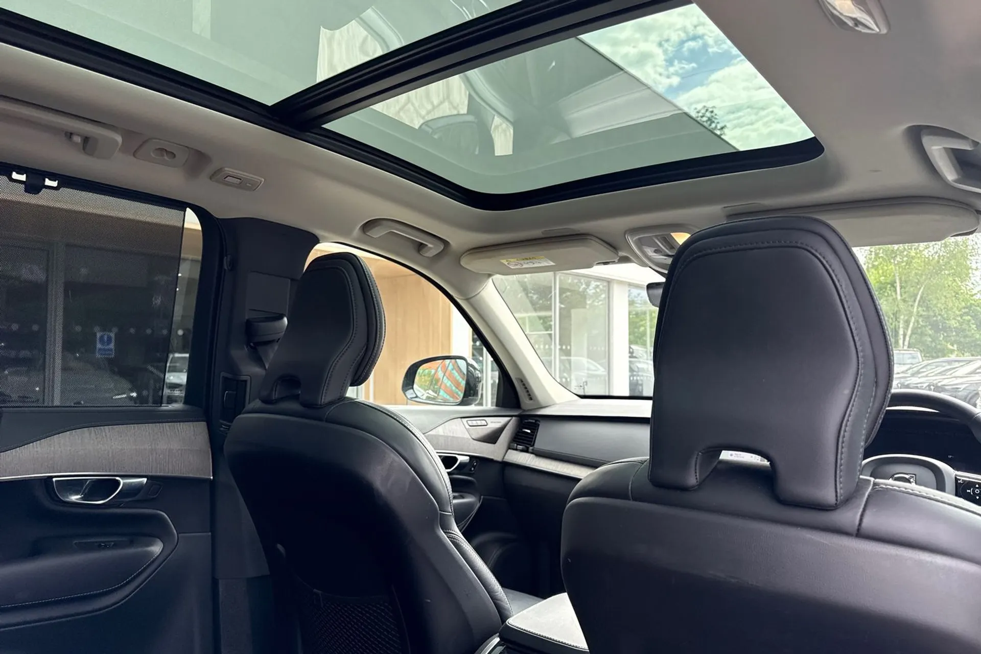 Volvo XC90 thumbnail image number 26