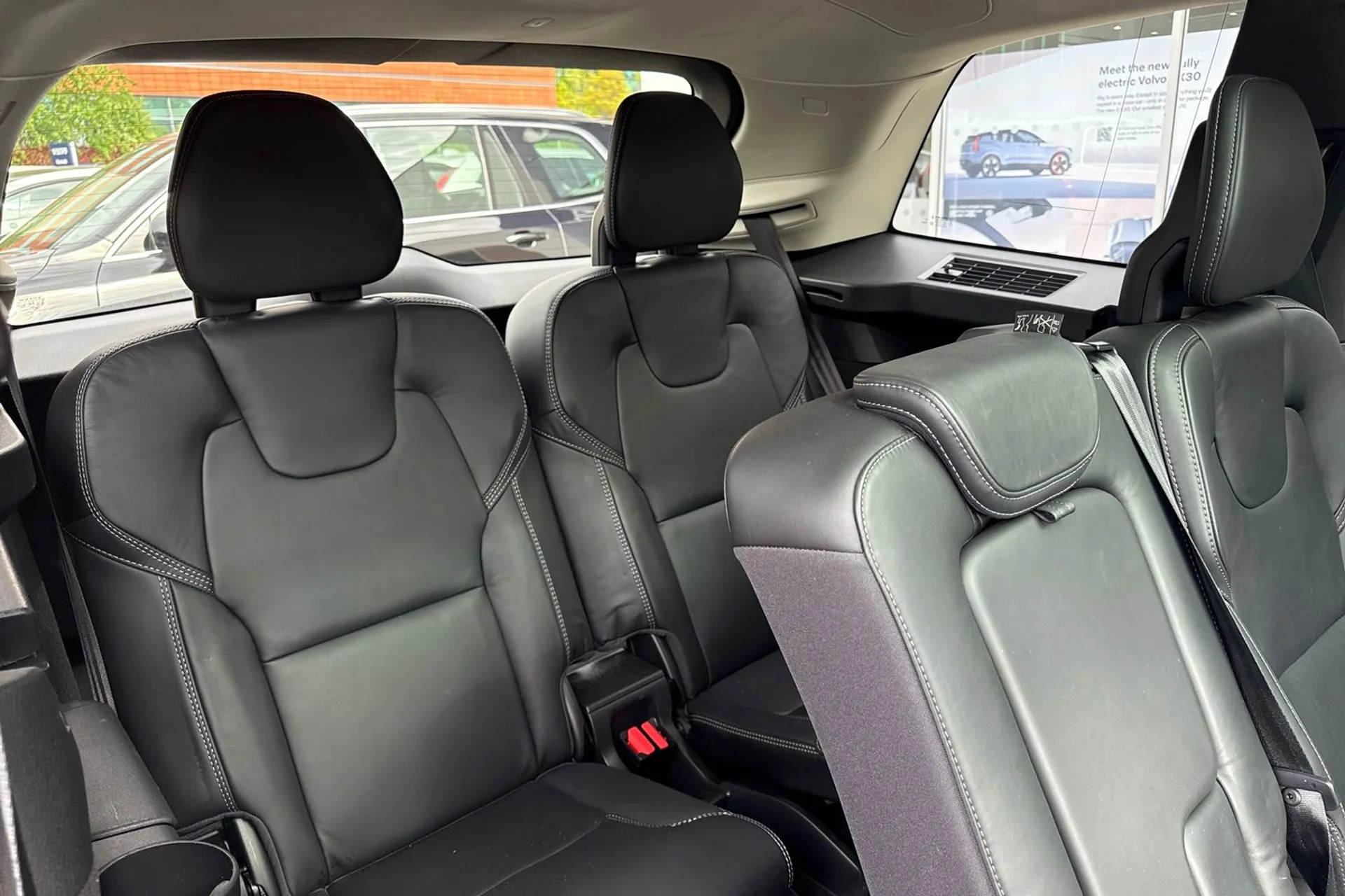 Volvo XC90 thumbnail image number 8