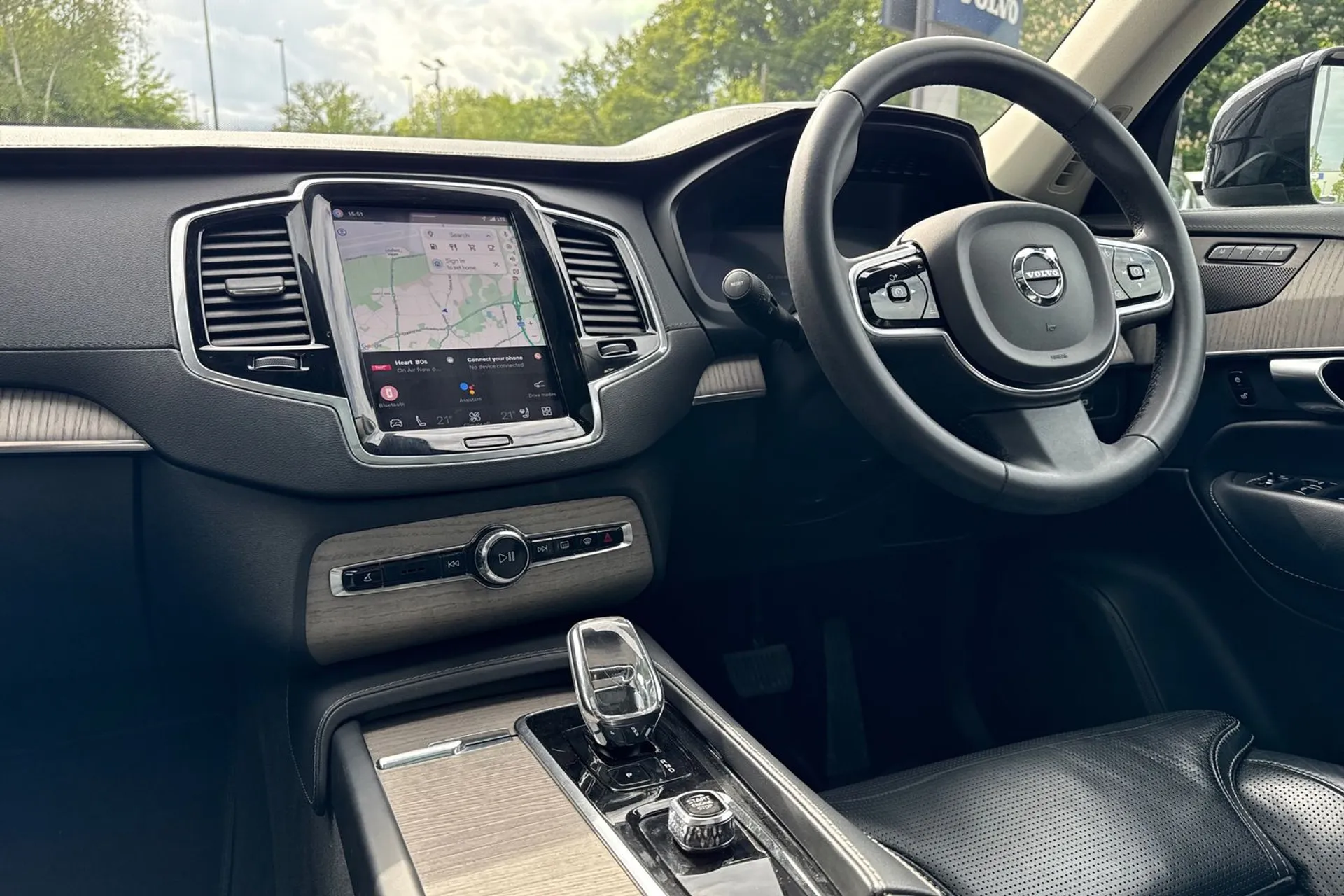 Volvo XC90 thumbnail image number 37
