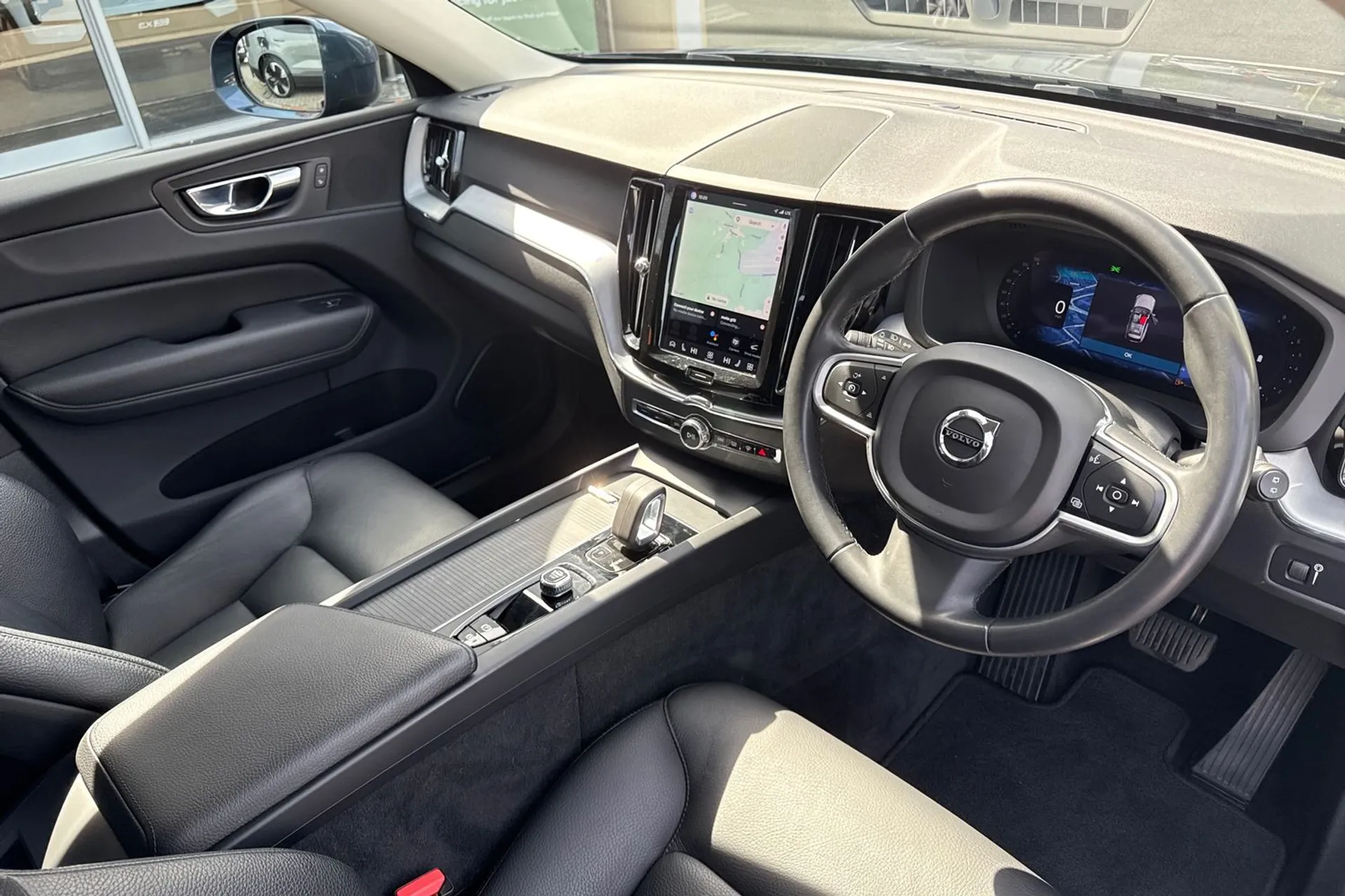 Volvo XC60 thumbnail image number 6