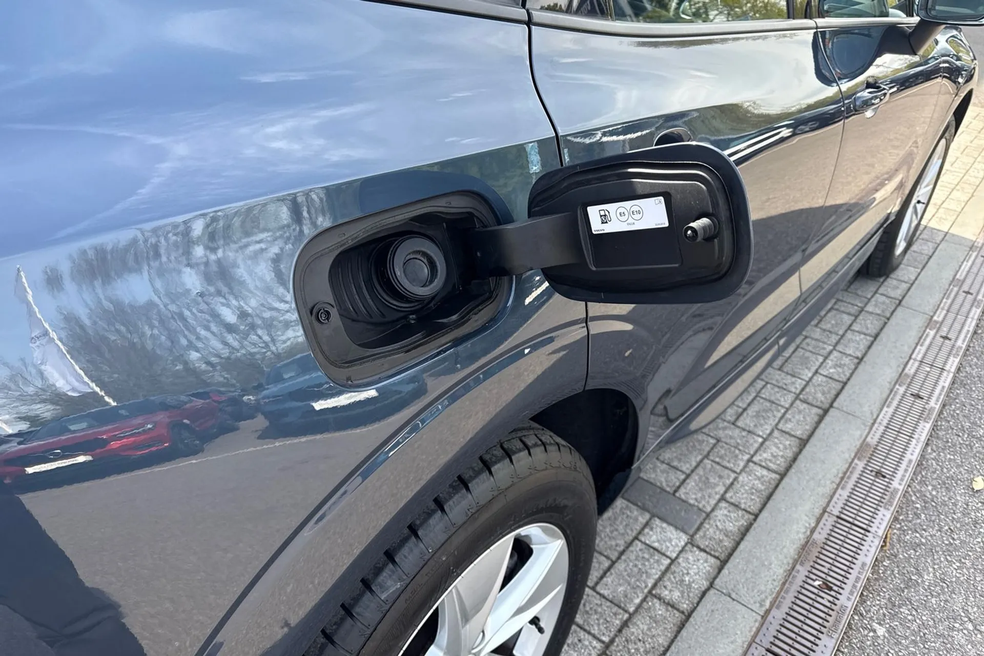 Volvo XC60 thumbnail image number 19