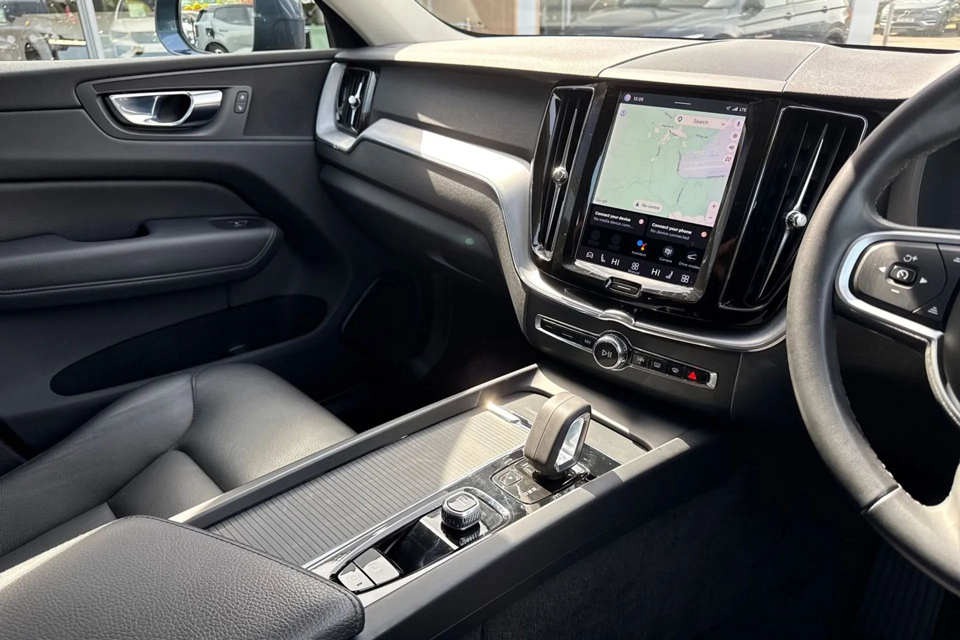 Volvo XC60 thumbnail image number 35