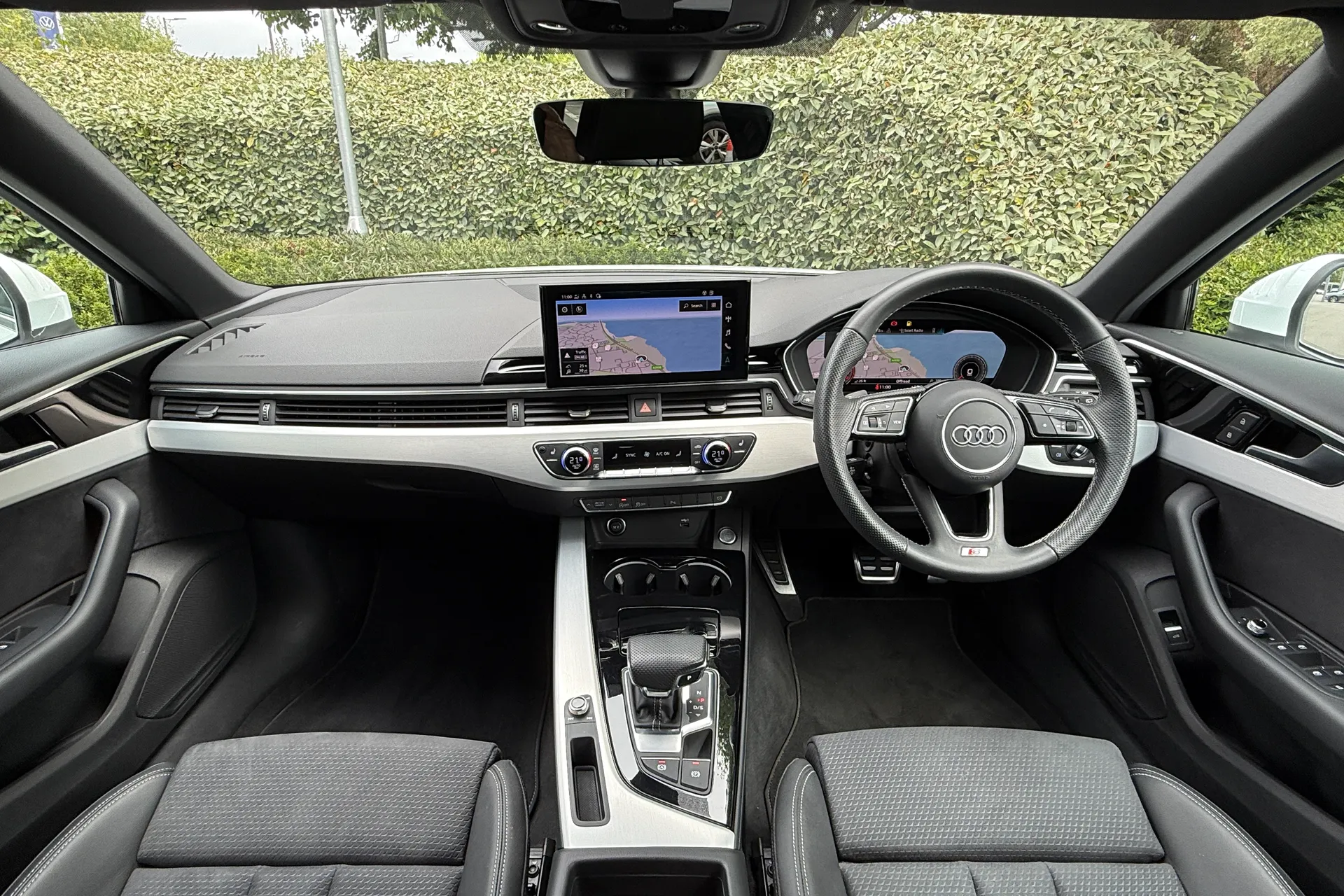Audi A4 thumbnail image number 53