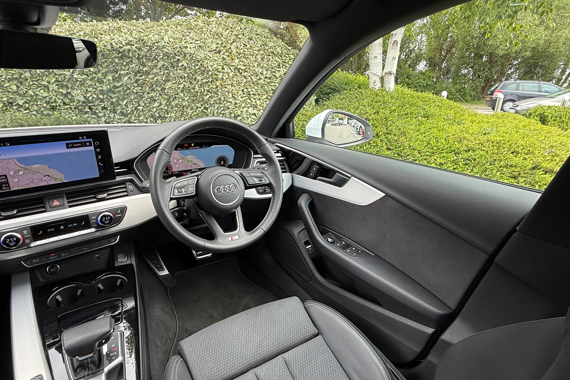Audi A4 thumbnail image number 55