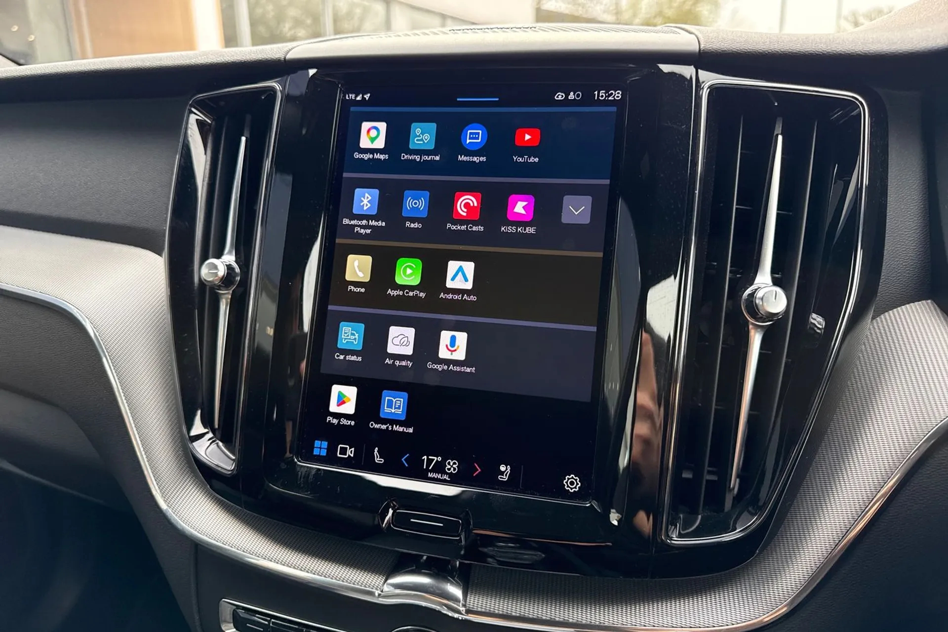 Volvo XC60 thumbnail image number 41