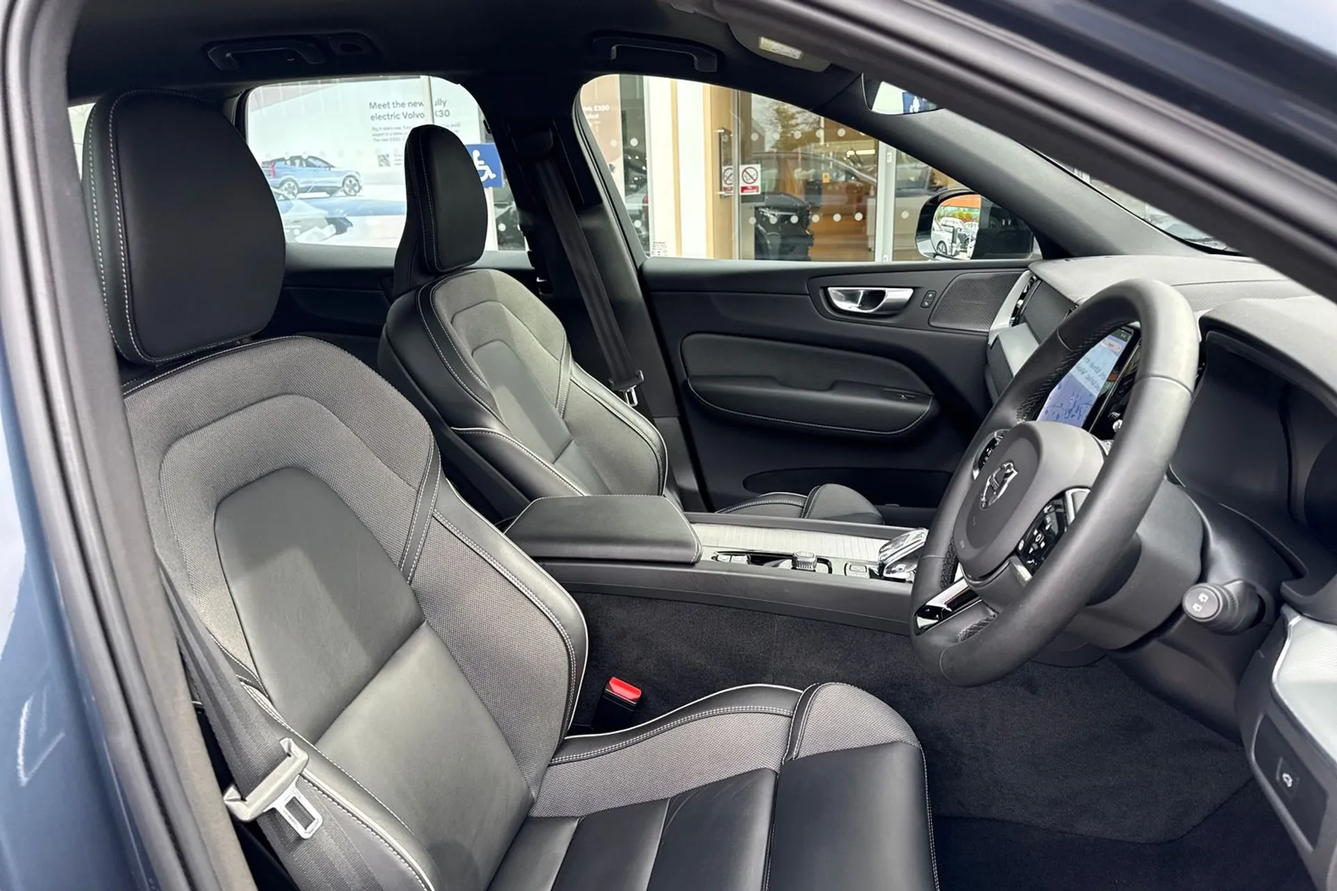 Volvo XC60 thumbnail image number 26