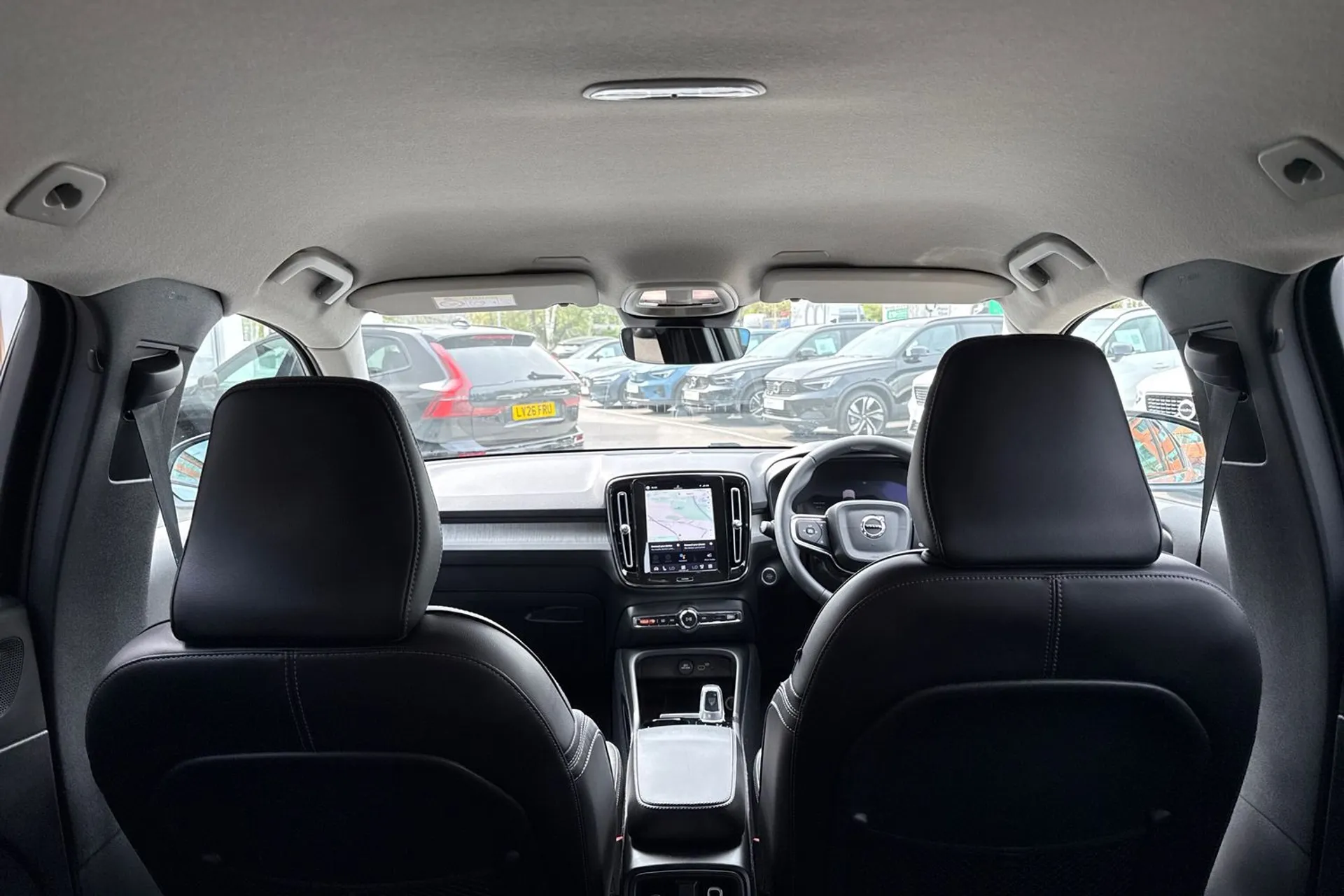 Volvo XC40 thumbnail image number 22