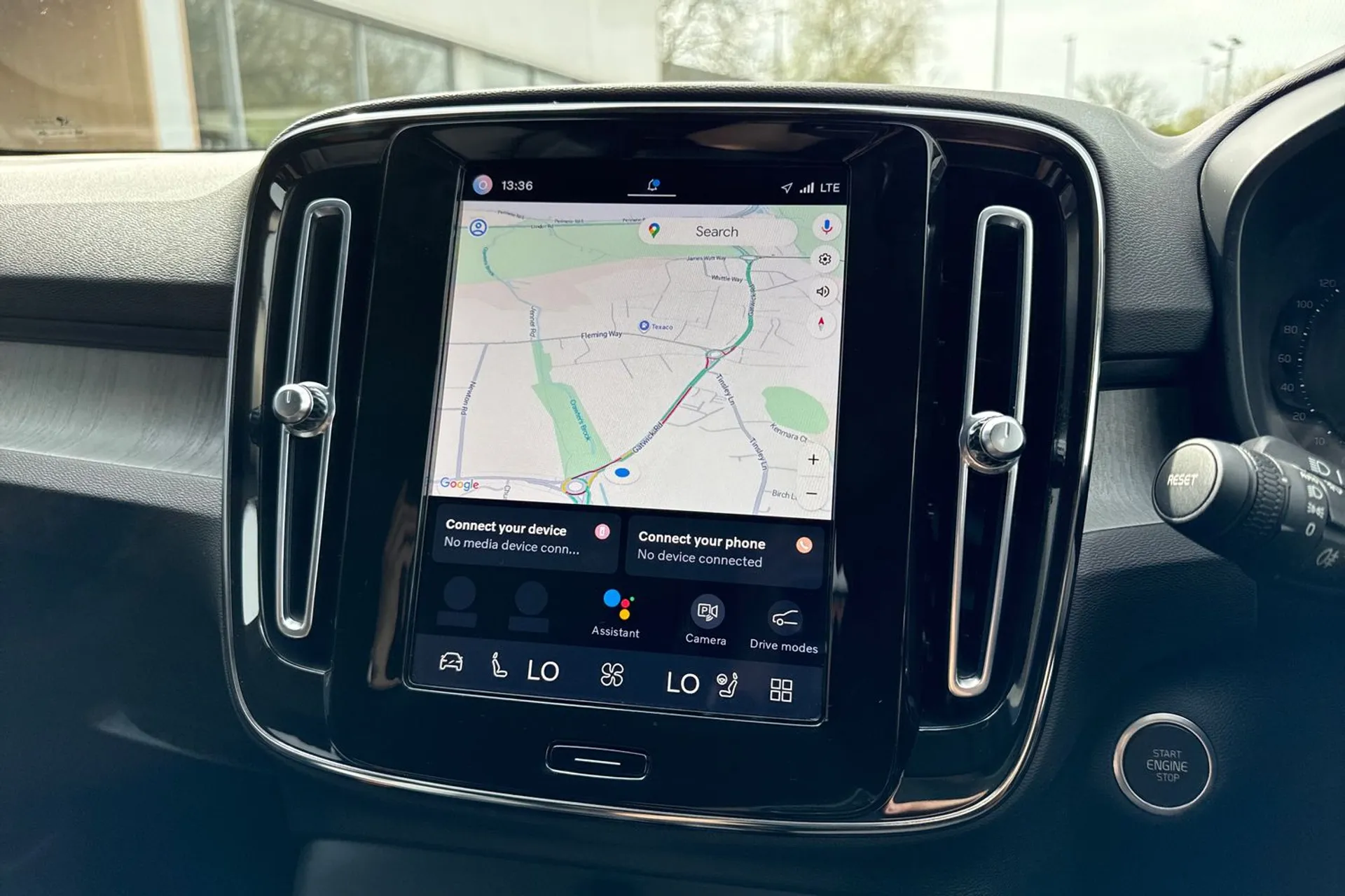 Volvo XC40 thumbnail image number 5