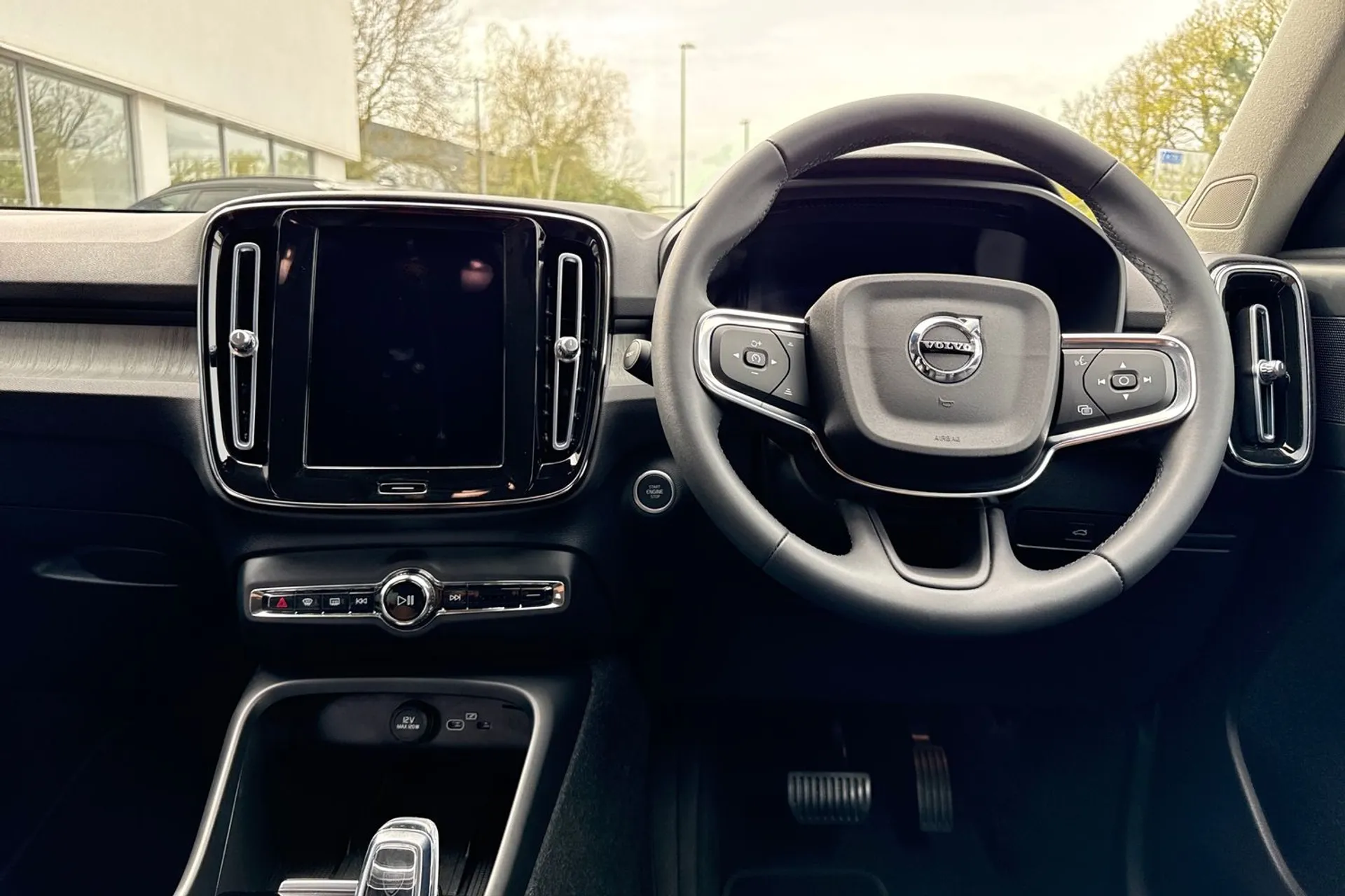 Volvo XC40 thumbnail image number 34