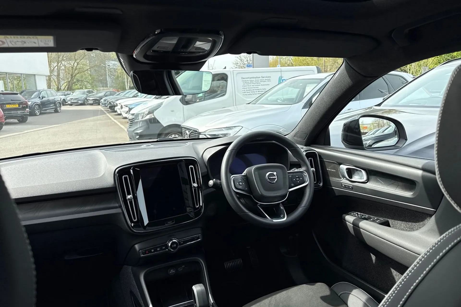 Volvo EX40 thumbnail image number 33