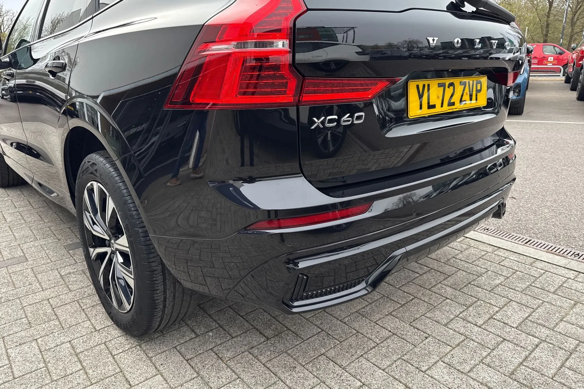 Volvo XC60 thumbnail image number 18