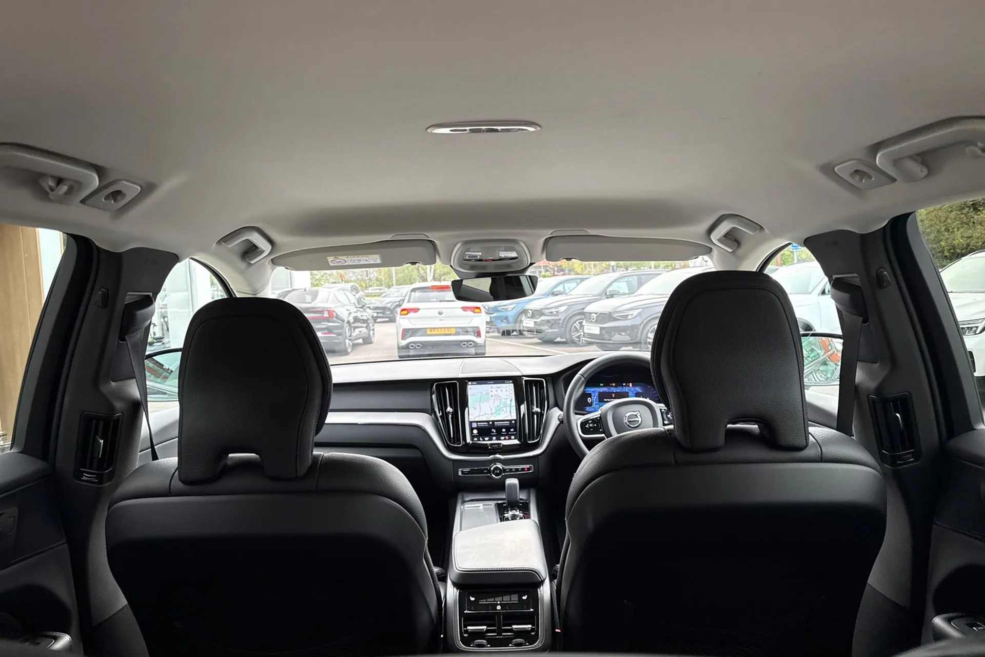 Volvo XC60 thumbnail image number 22