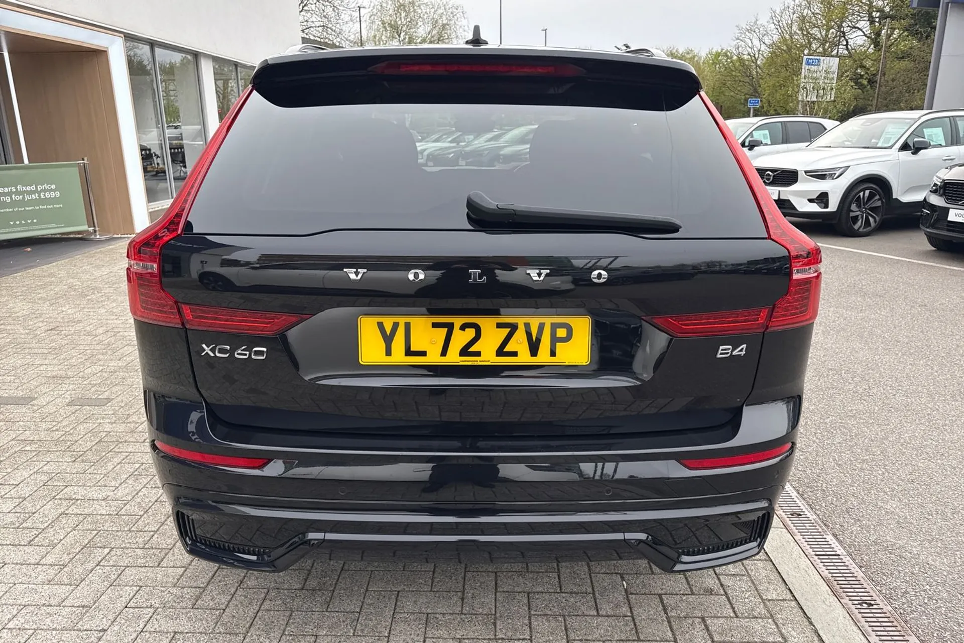 Volvo XC60 thumbnail image number 9