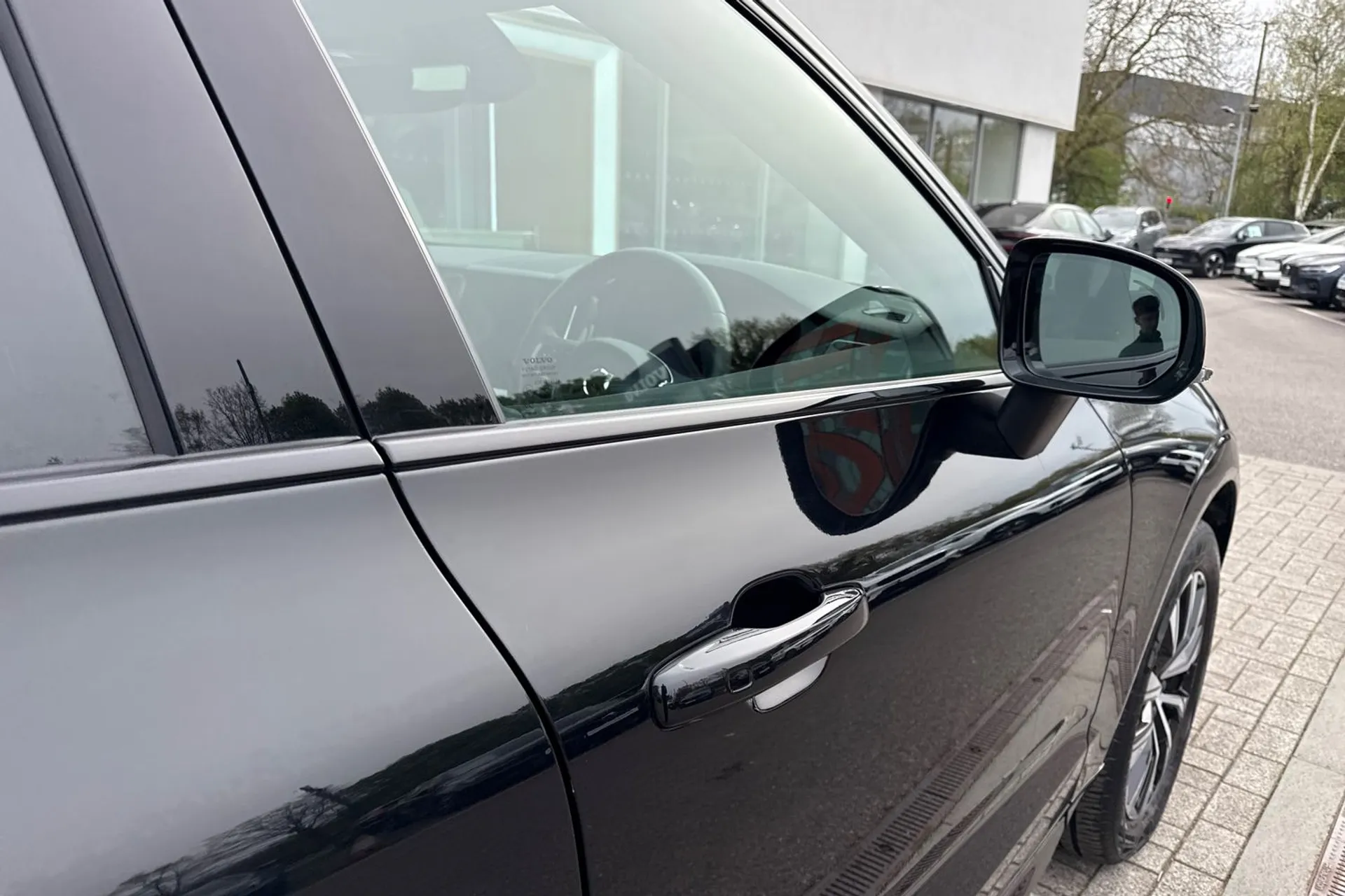 Volvo XC60 thumbnail image number 17