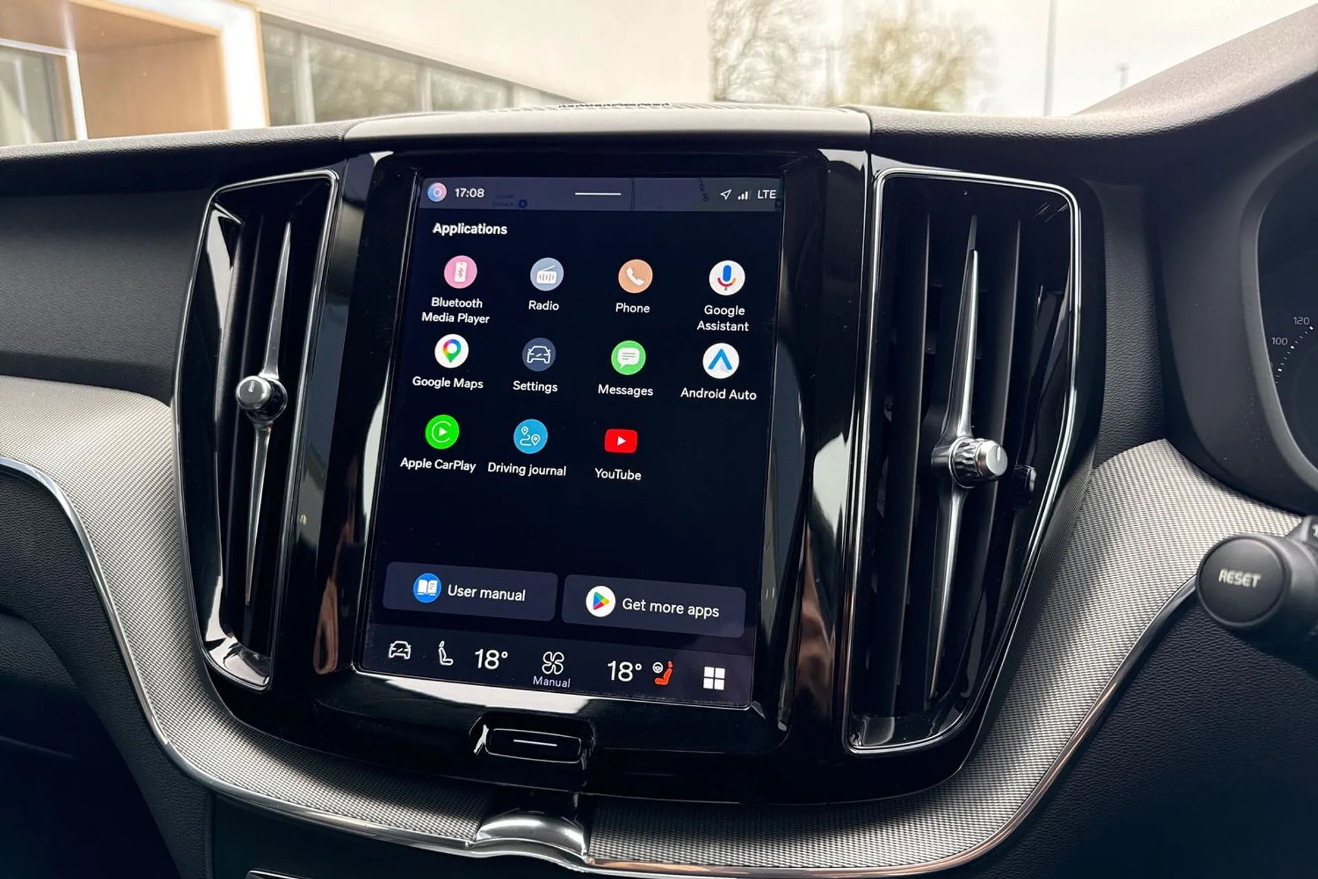 Volvo XC60 thumbnail image number 41