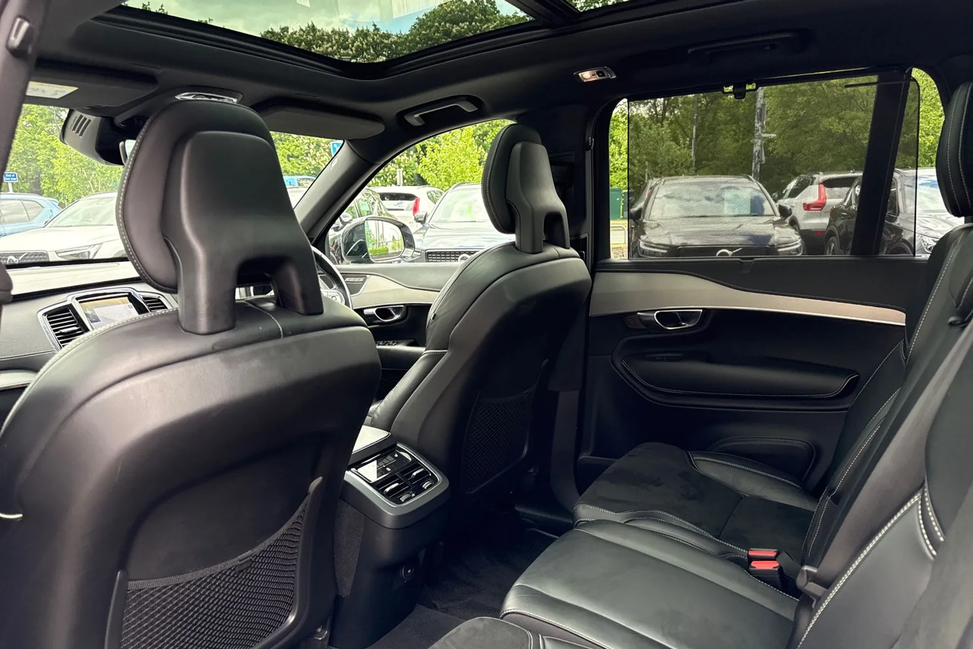 Volvo XC90 thumbnail image number 33