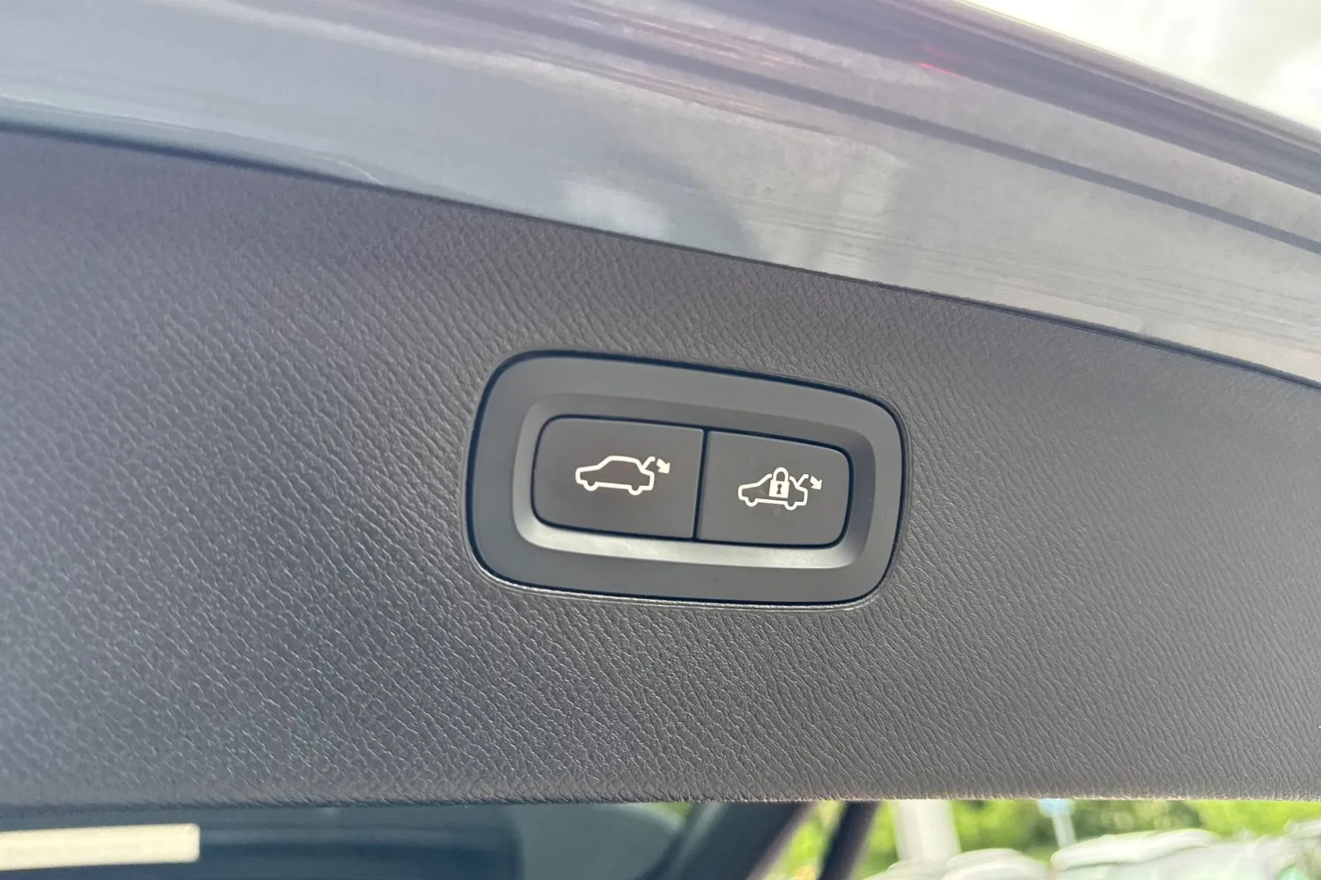 Volvo XC90 thumbnail image number 23