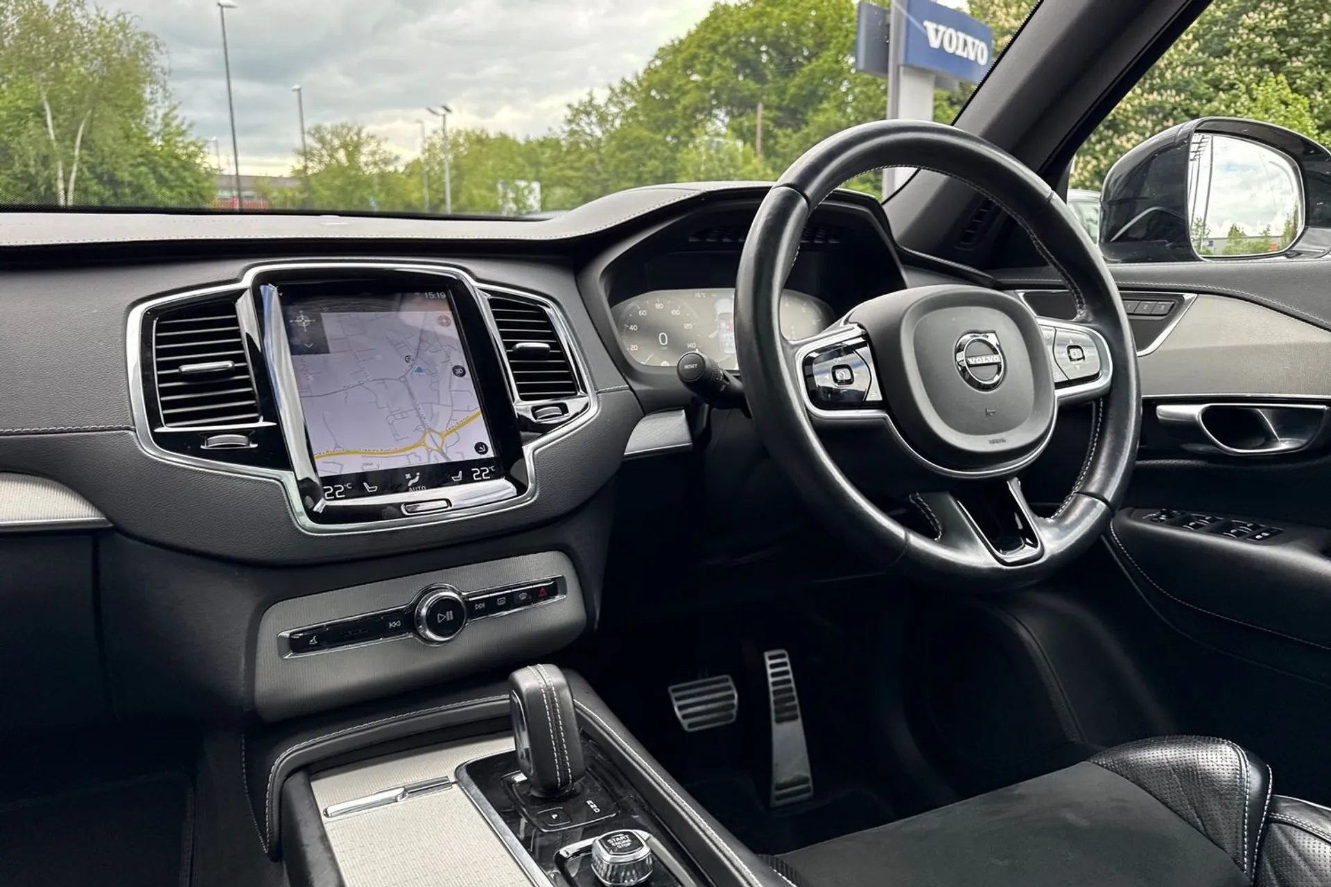 Volvo XC90 thumbnail image number 37