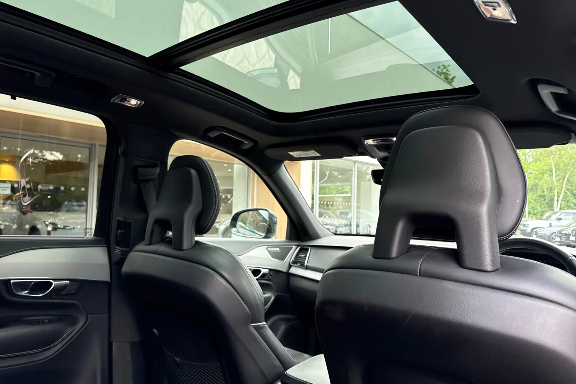 Volvo XC90 thumbnail image number 26