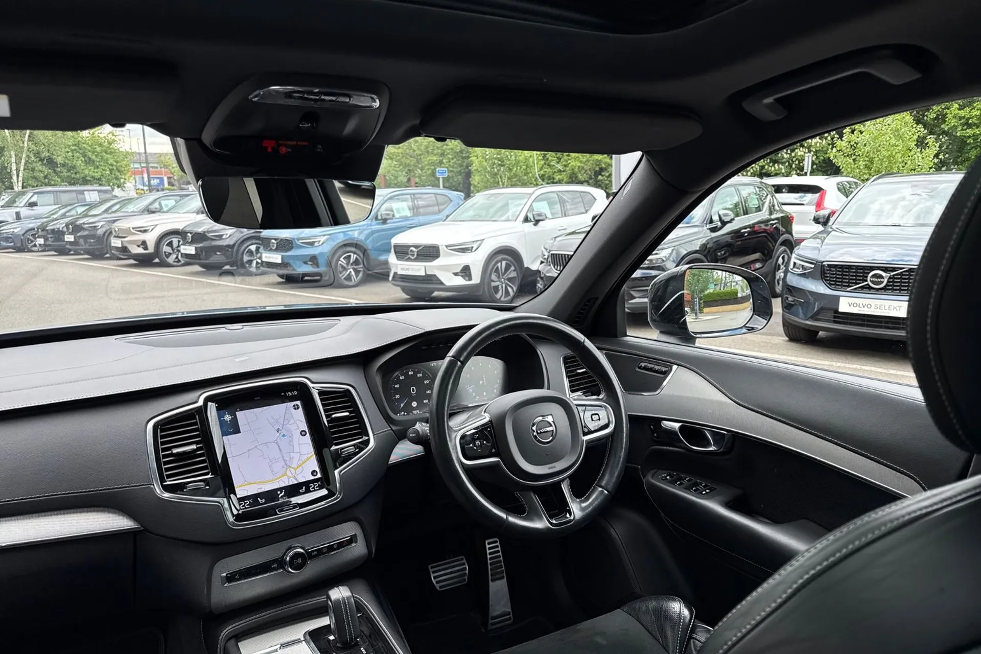 Volvo XC90 thumbnail image number 35