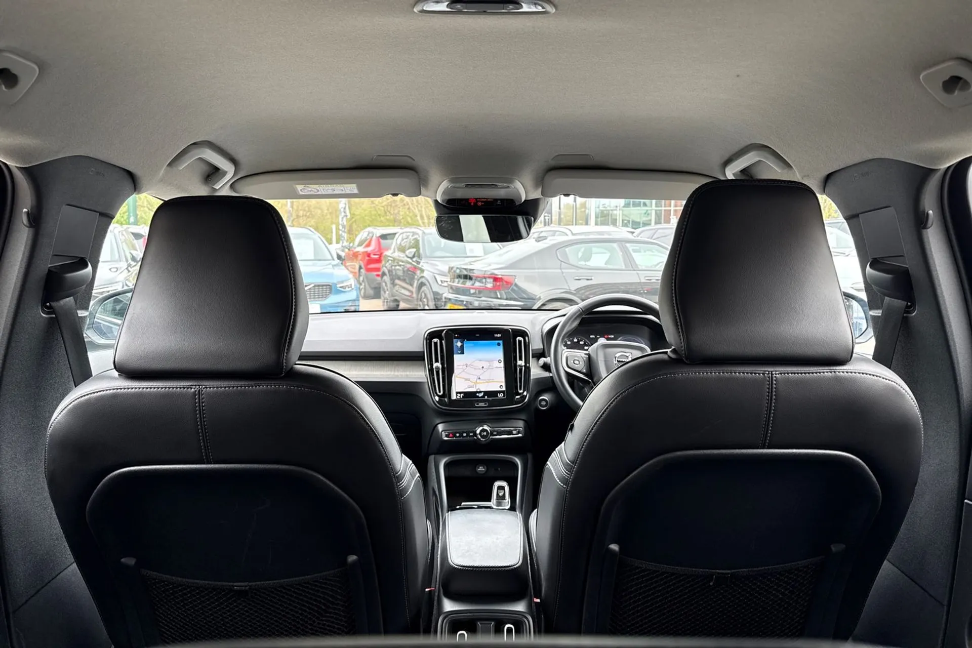 Volvo XC40 thumbnail image number 21