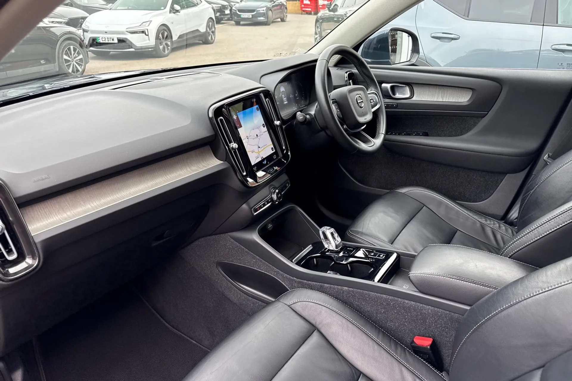 Volvo XC40 thumbnail image number 26