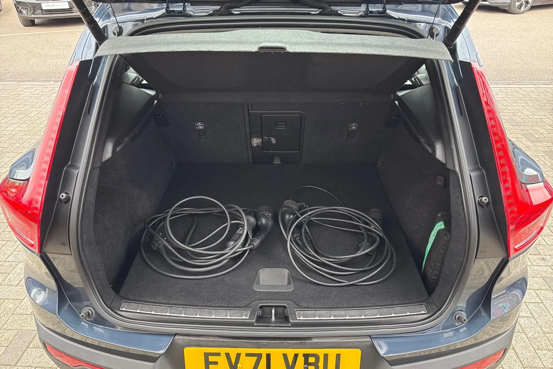 Volvo XC40 thumbnail image number 19