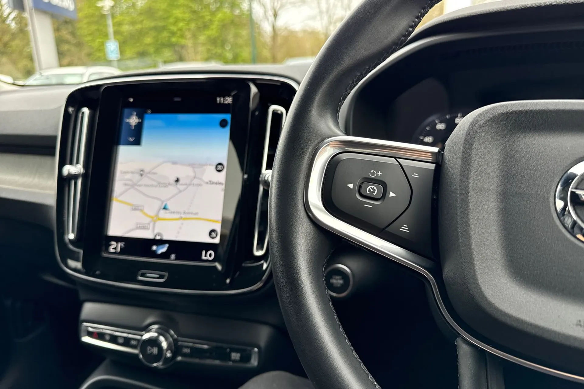 Volvo XC40 thumbnail image number 35