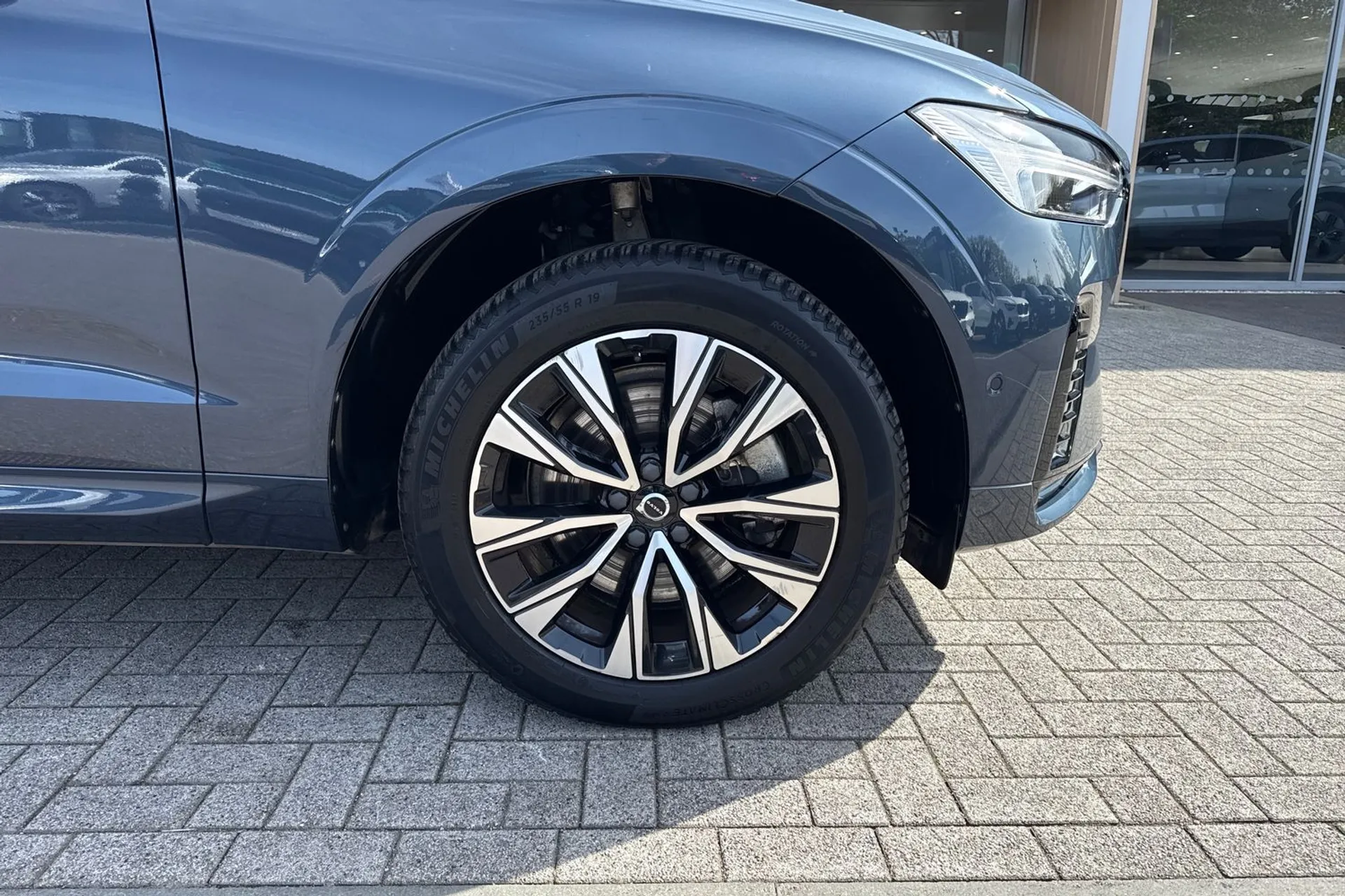 Volvo XC60 thumbnail image number 14