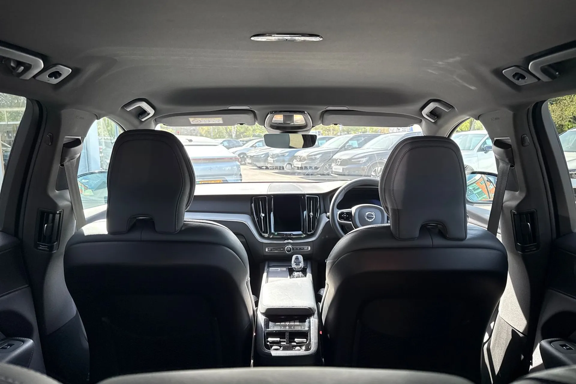 Volvo XC60 thumbnail image number 22