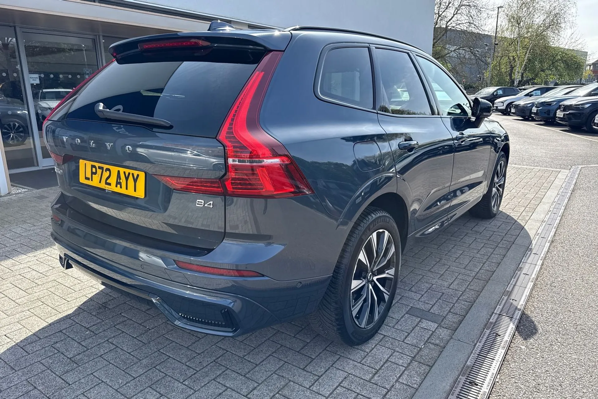 Volvo XC60 thumbnail image number 8