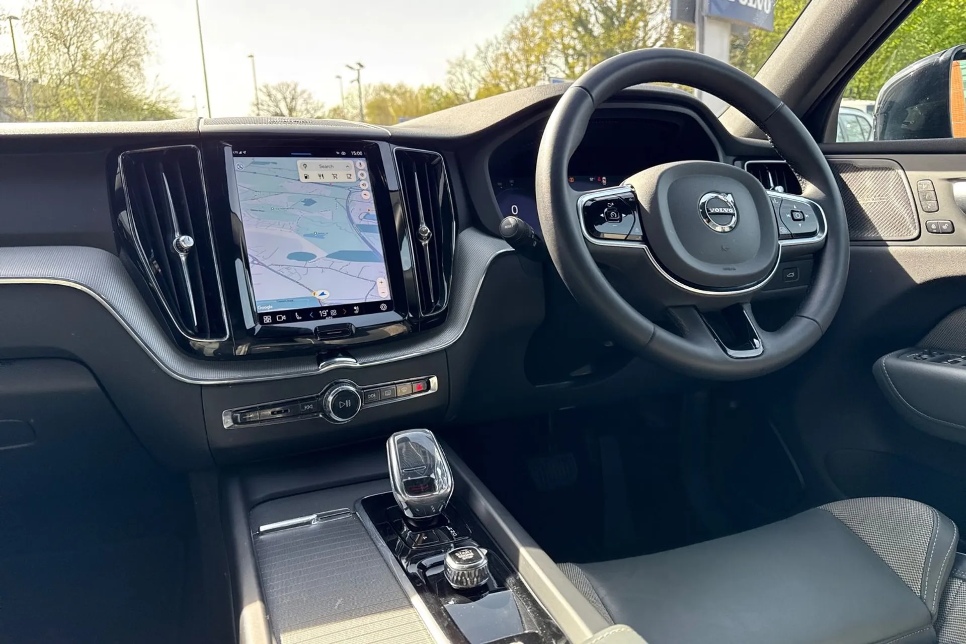 Volvo XC60 thumbnail image number 34