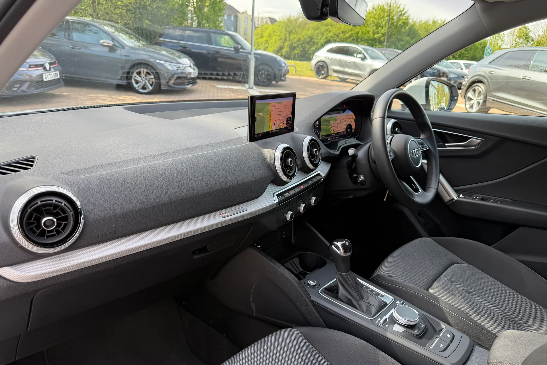 Audi Q2 thumbnail image number 48