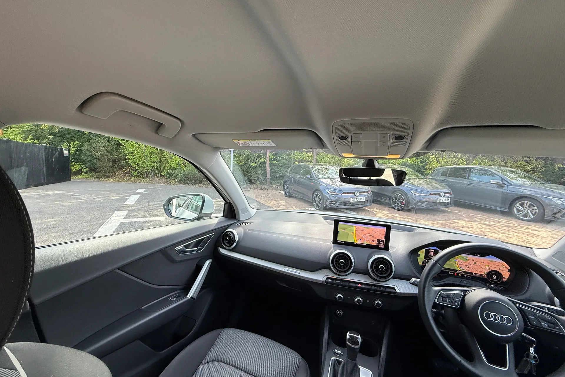 Audi Q2 thumbnail image number 32