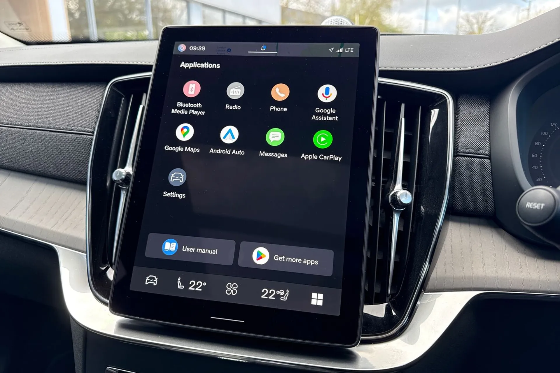 Volvo XC90 thumbnail image number 44