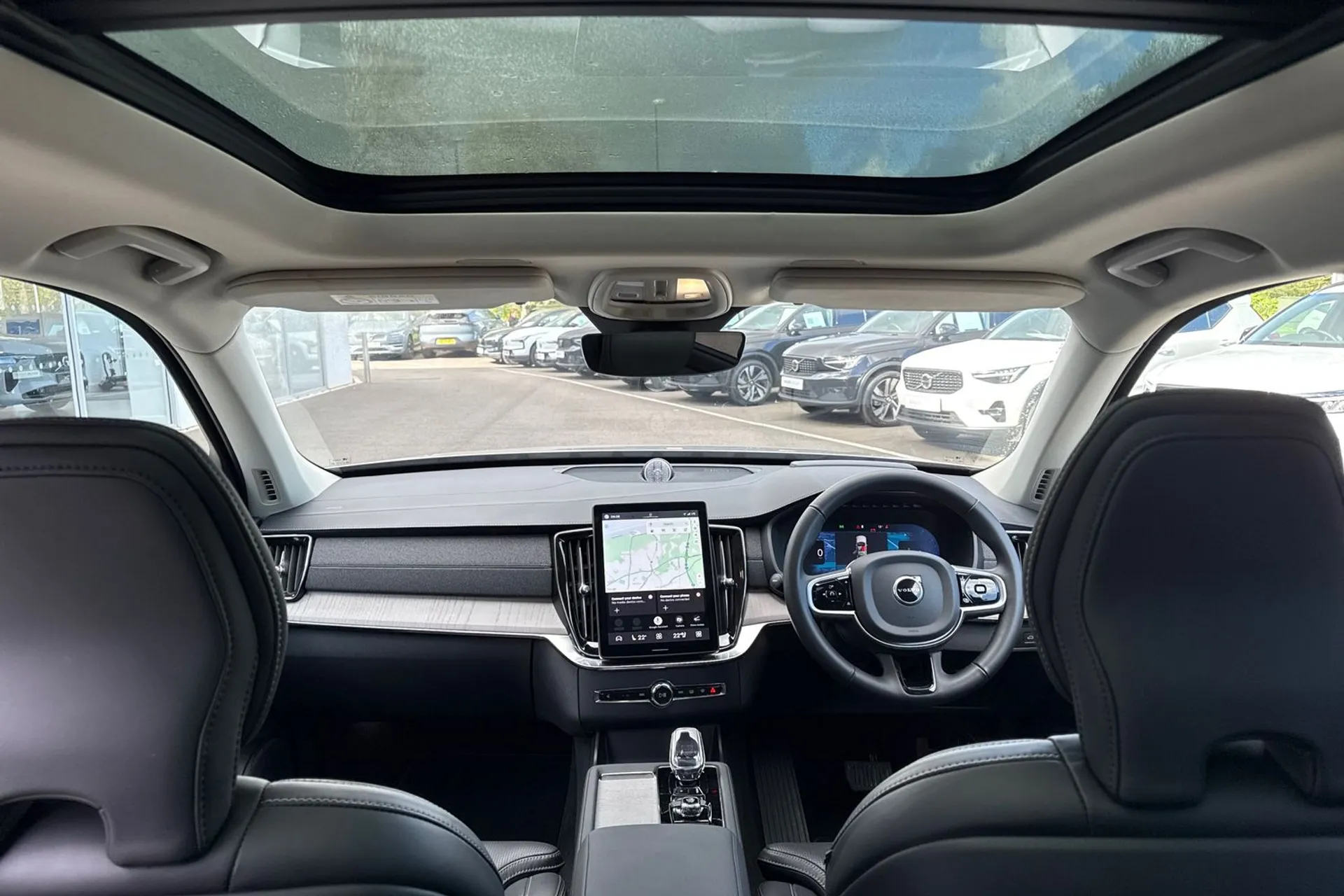 Volvo XC90 thumbnail image number 3