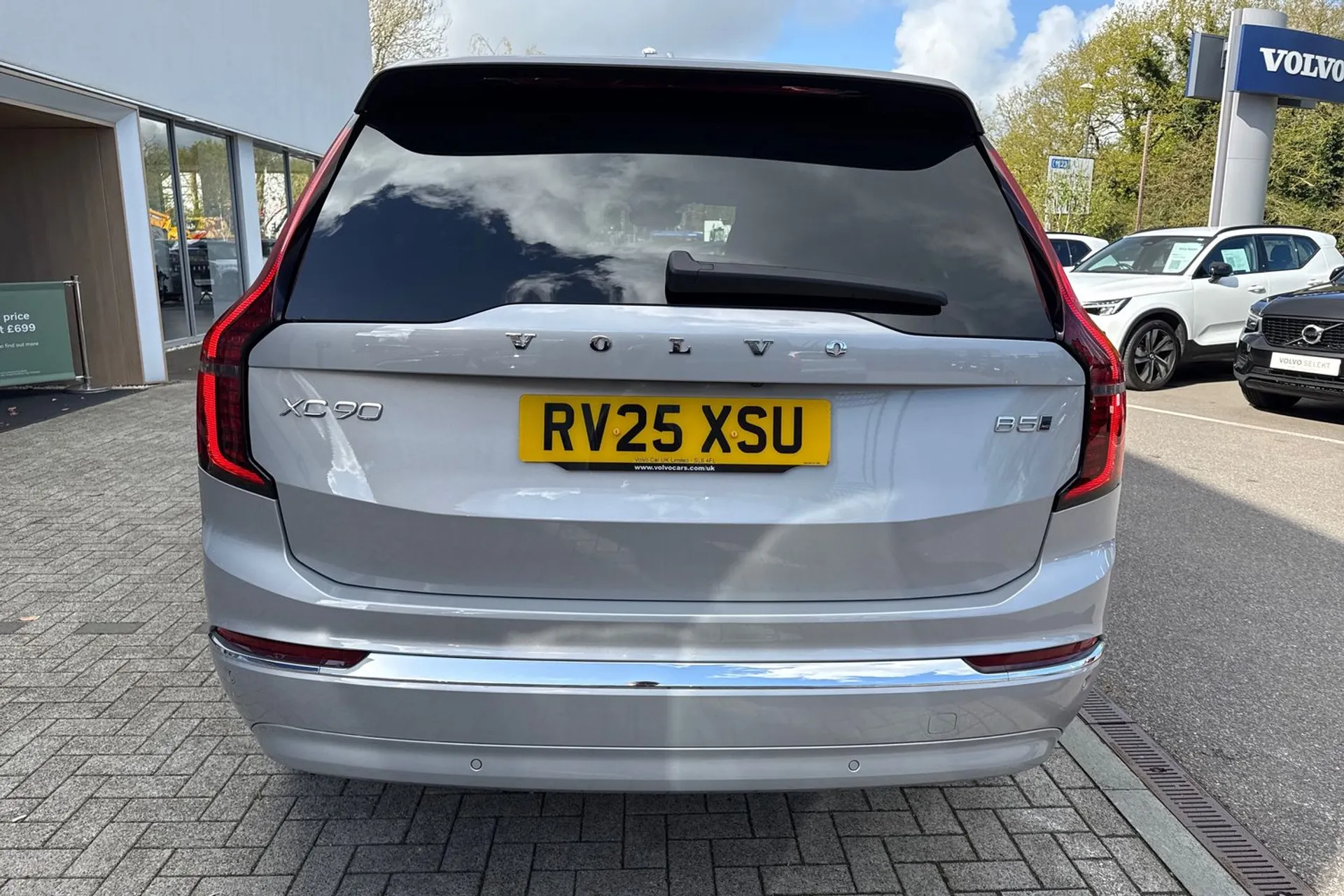 Volvo XC90 thumbnail image number 11