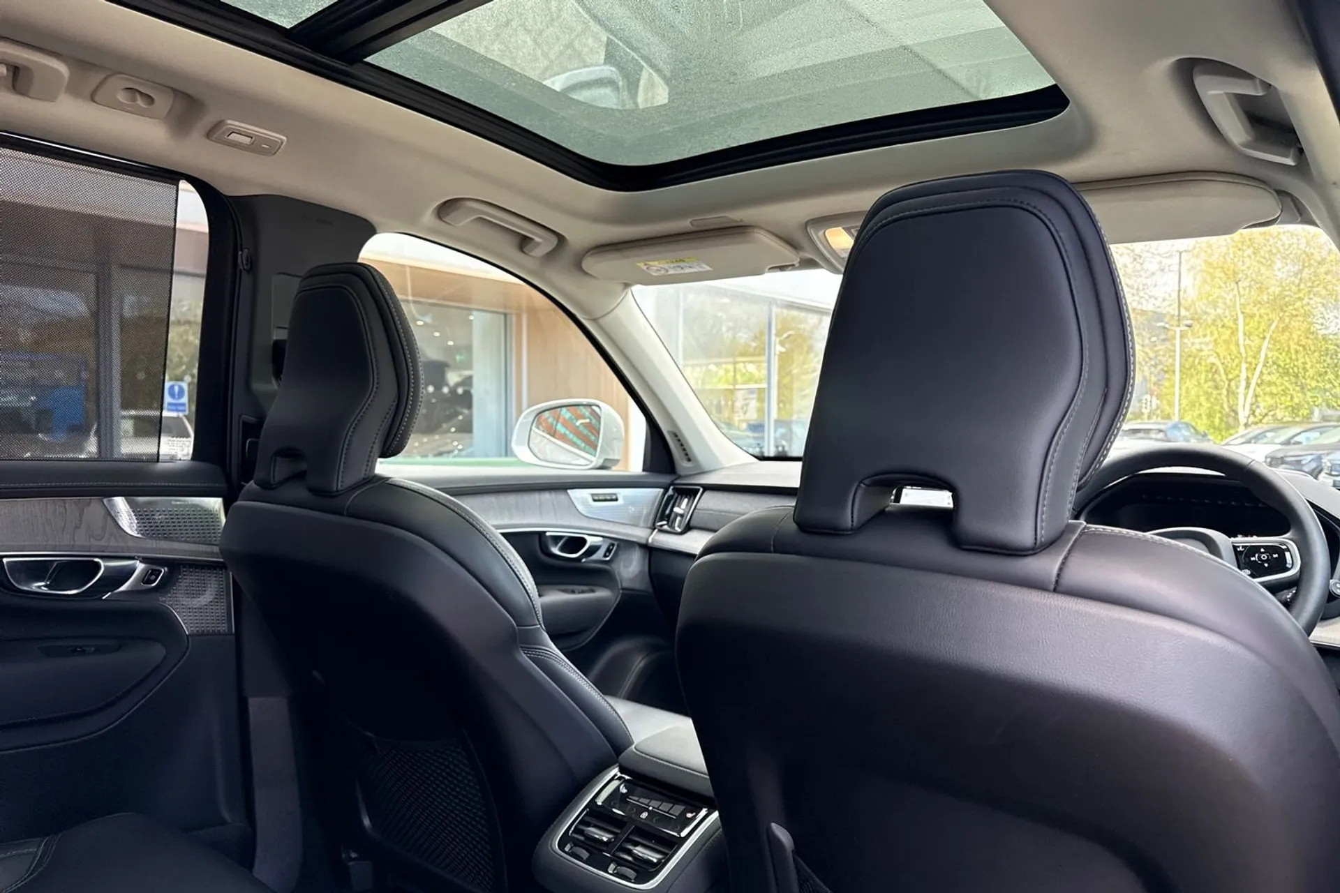 Volvo XC90 thumbnail image number 26