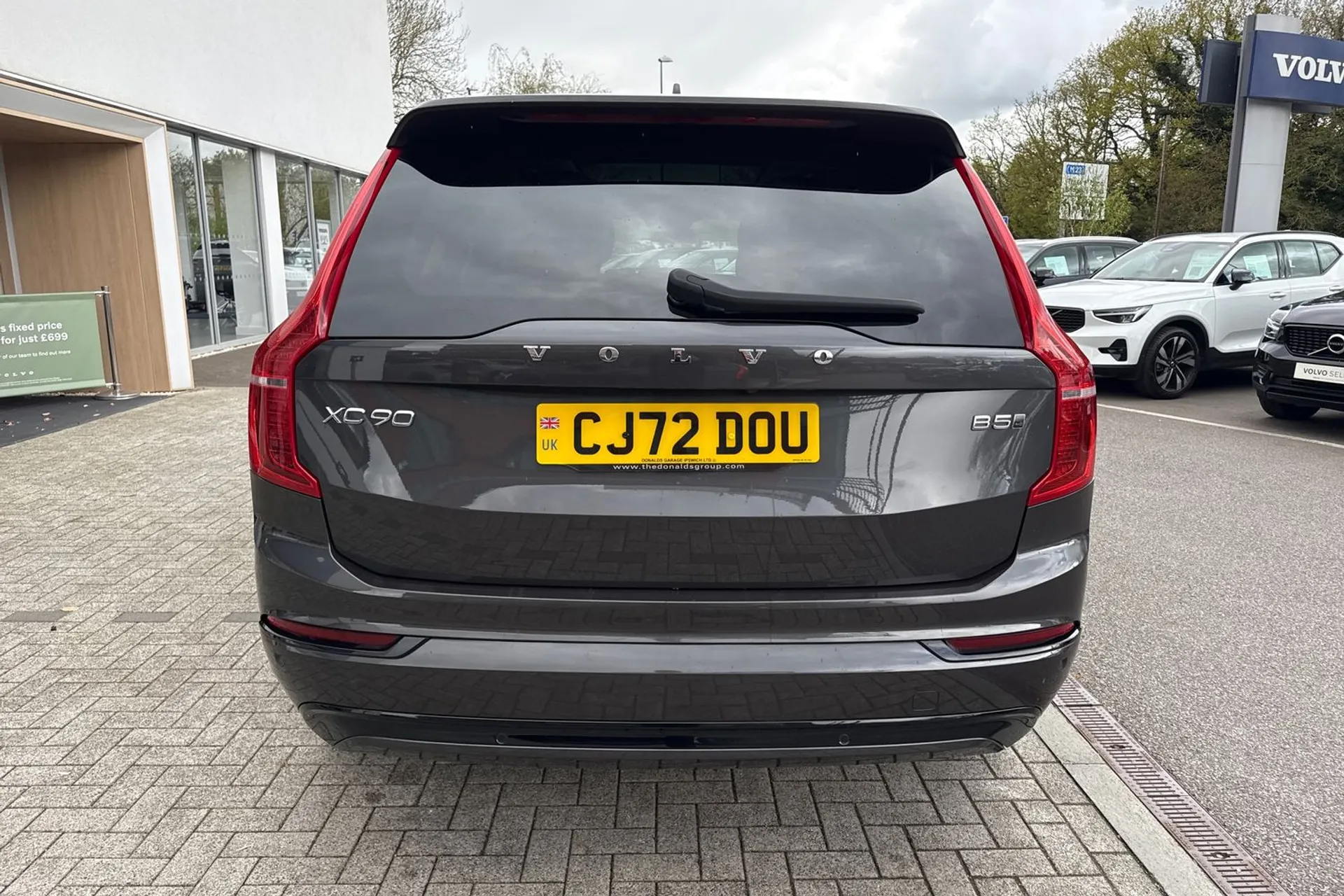 Volvo XC90 thumbnail image number 11