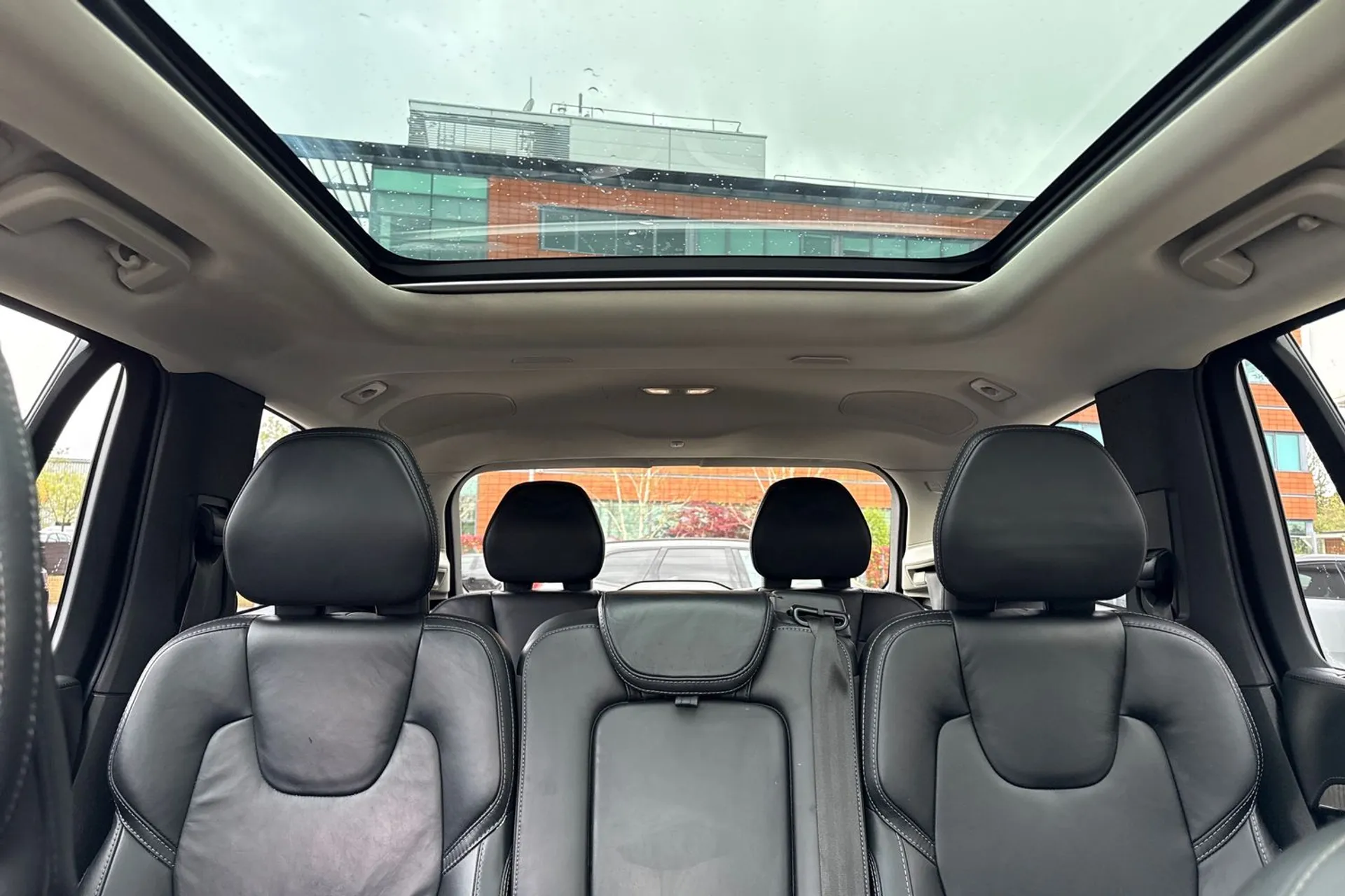 Volvo XC90 thumbnail image number 8