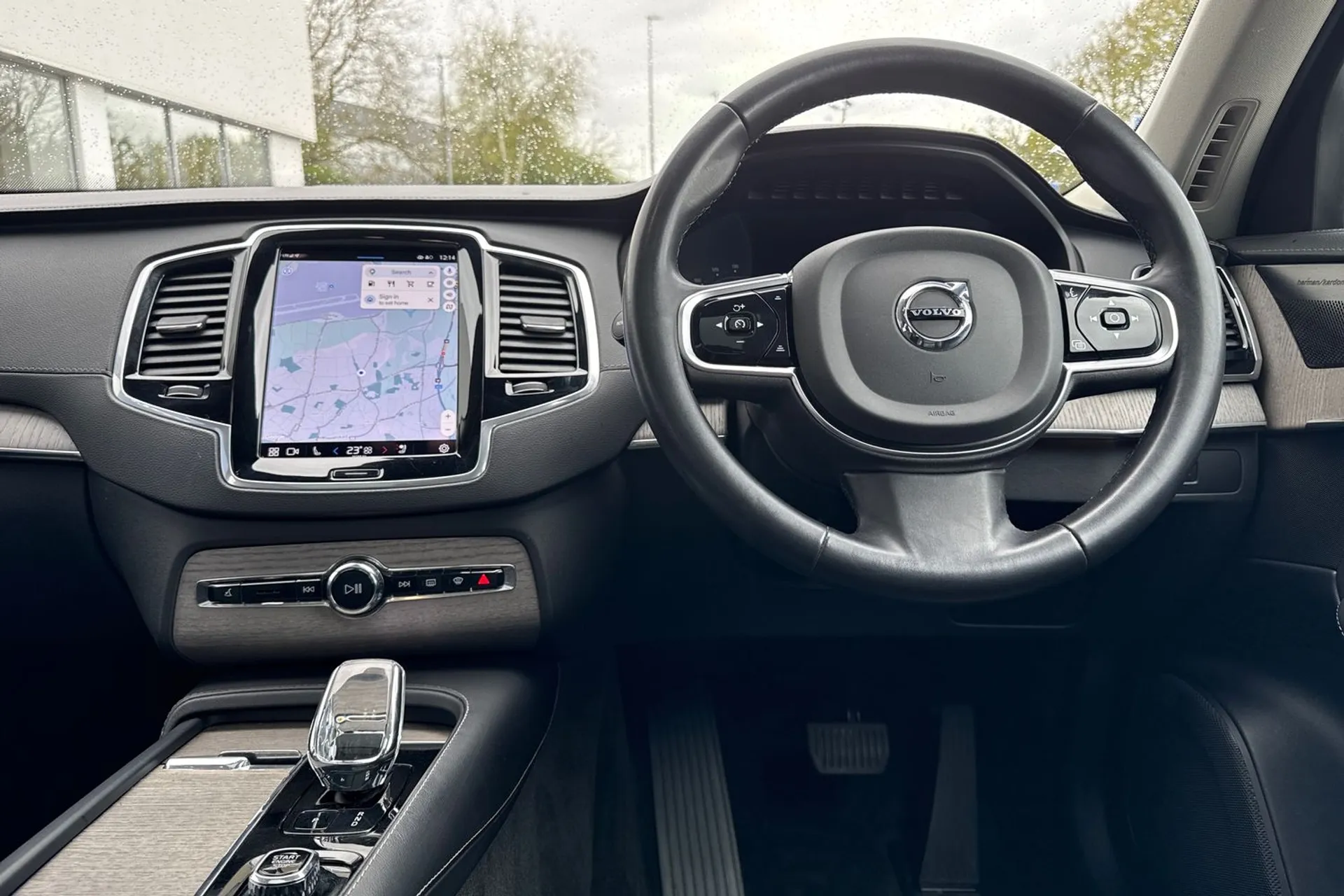 Volvo XC90 thumbnail image number 38