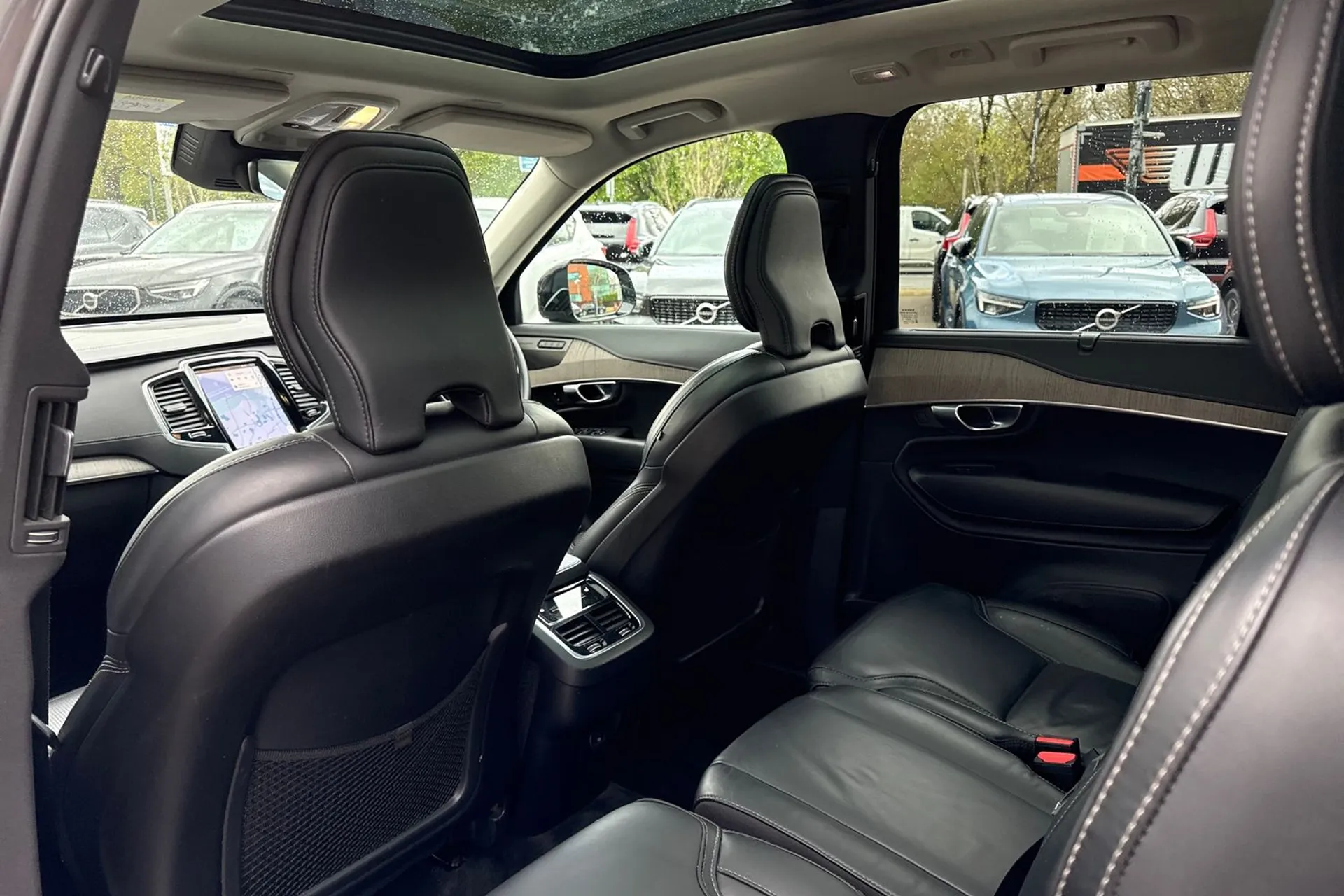 Volvo XC90 thumbnail image number 35