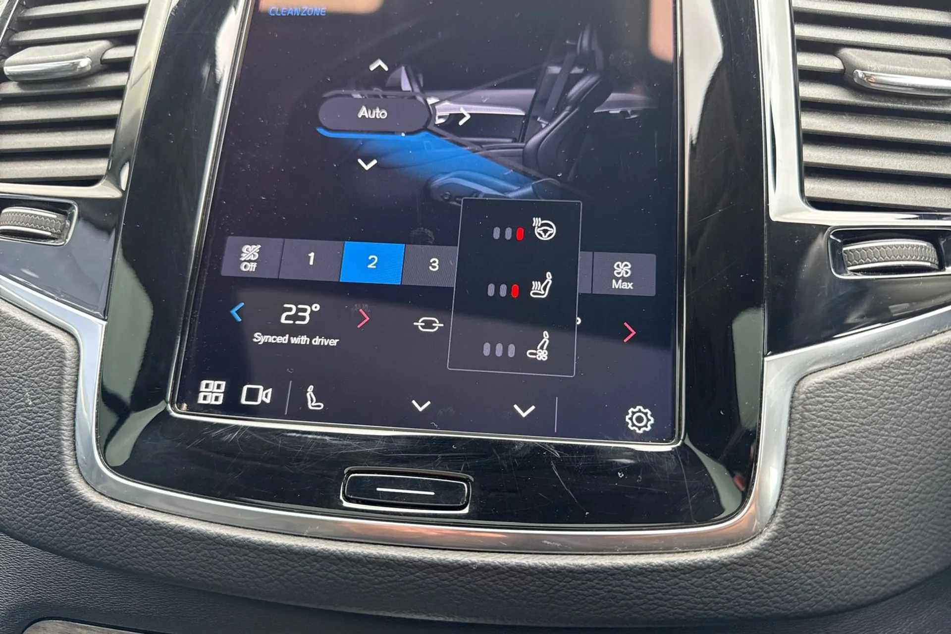 Volvo XC90 thumbnail image number 44